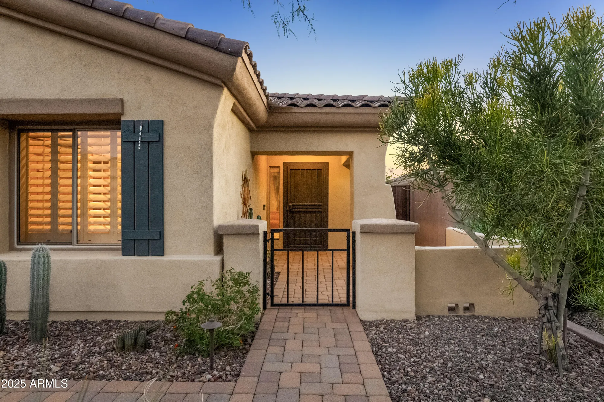 Property Slideshow image 4 of 30 | 2513 w myopia dr, Anthem, AZ, 85086