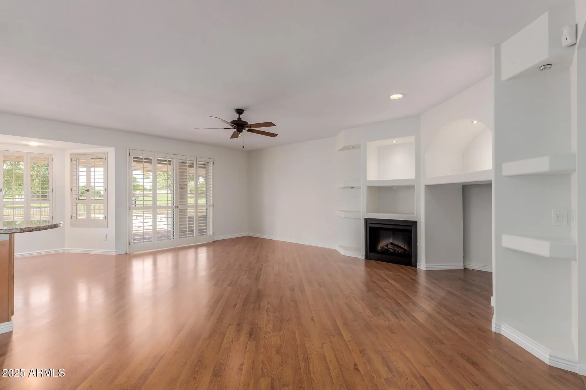 Property Slideshow image 7 of 46 | 18822 n palo verde dr, Sun City, AZ, 85373