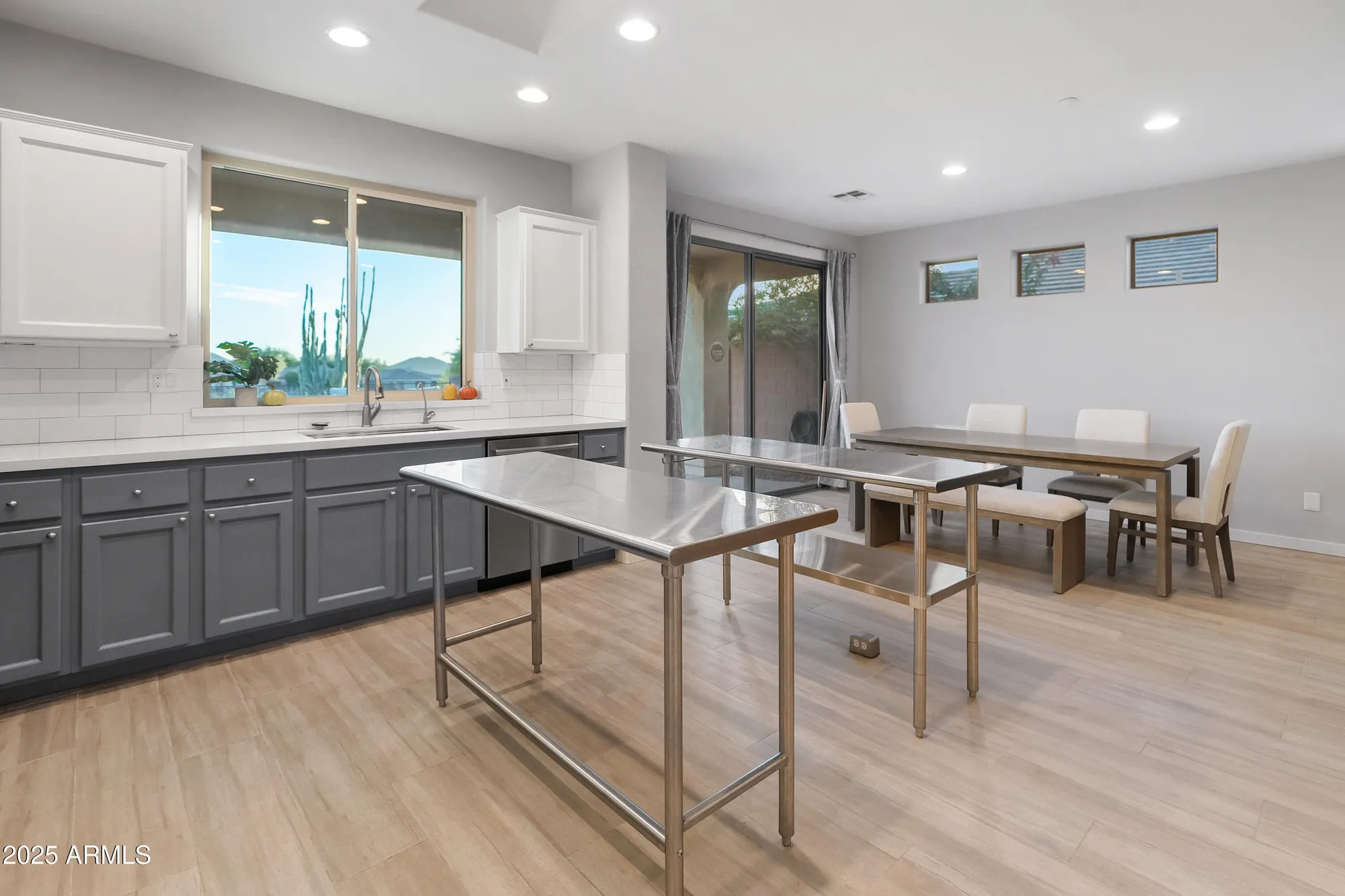 Property Slideshow image 10 of 30 | 2513 w myopia dr, Anthem, AZ, 85086