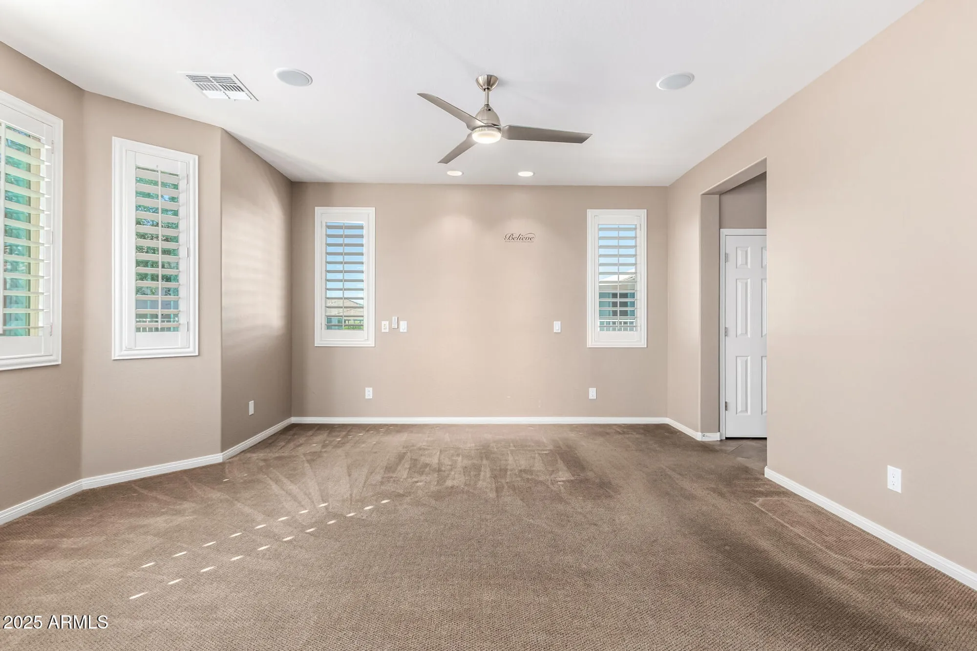 Property Slideshow image 14 of 44 | 17162 s 175th ave, Goodyear, AZ, 85338