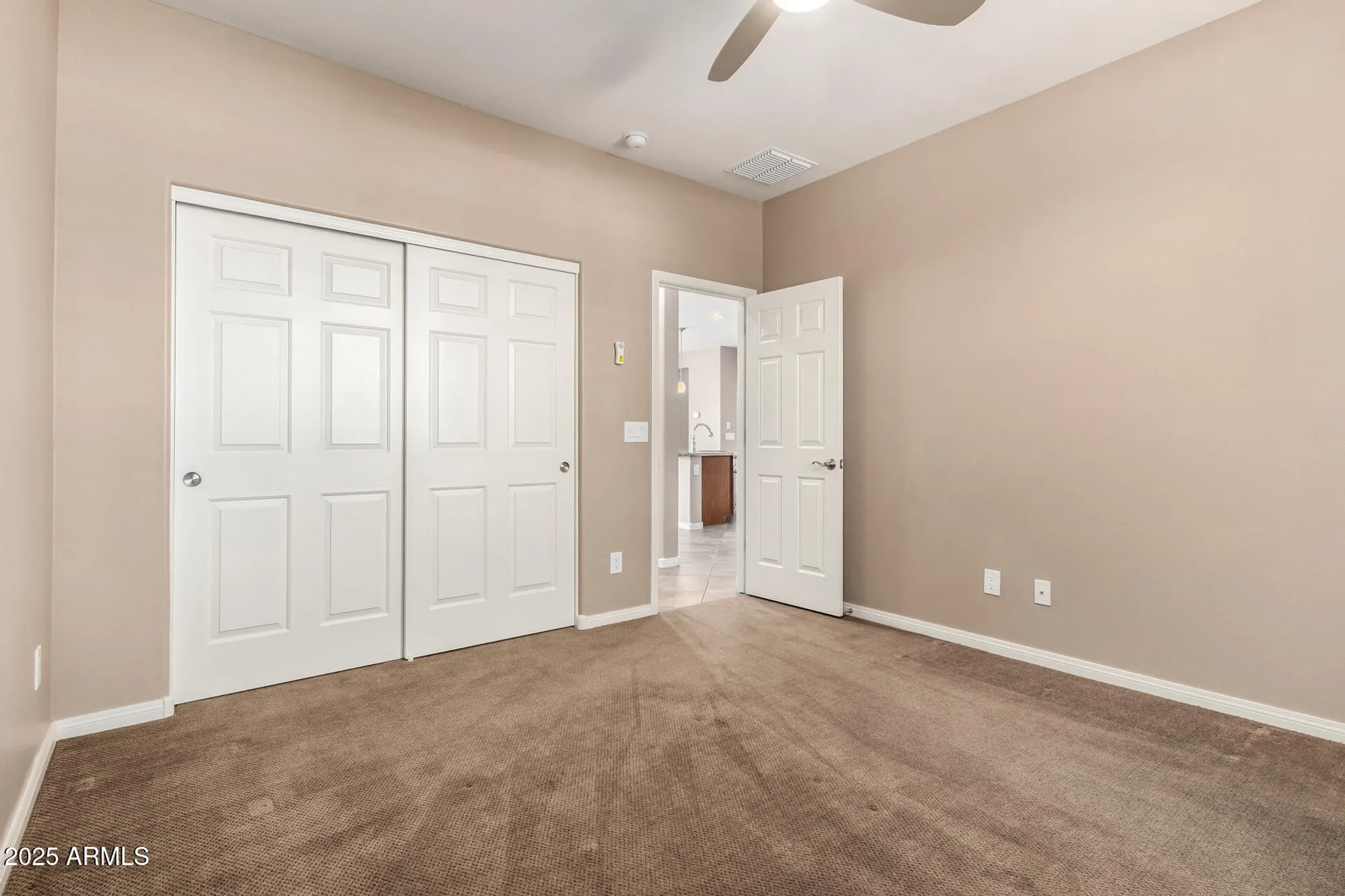 Property Slideshow image 19 of 44 | 17162 s 175th ave, Goodyear, AZ, 85338