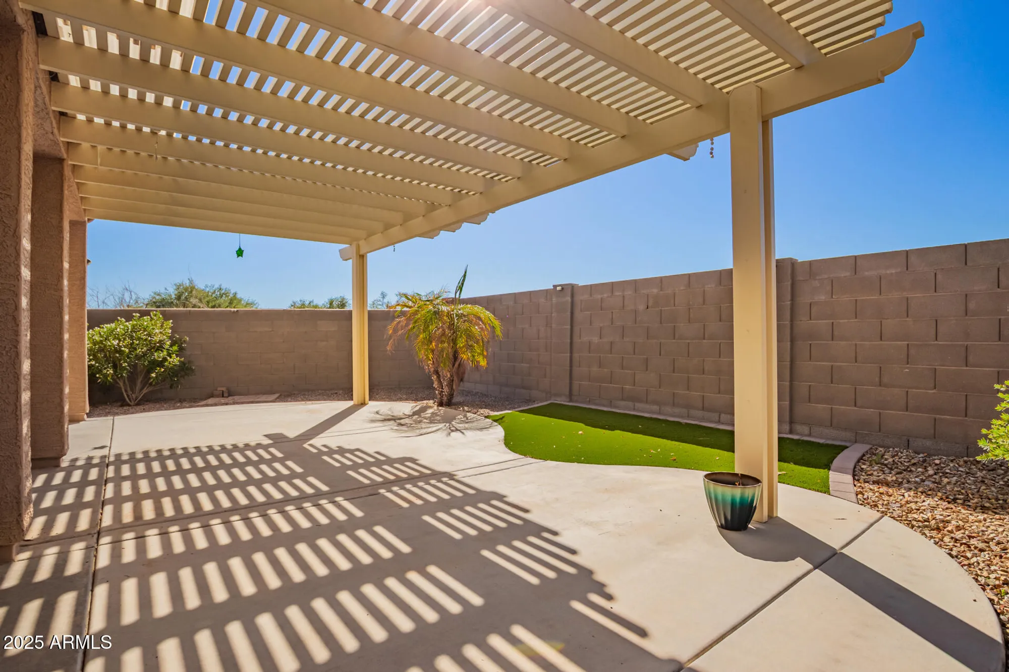 Property Slideshow image 27 of 44 | 17162 s 175th ave, Goodyear, AZ, 85338
