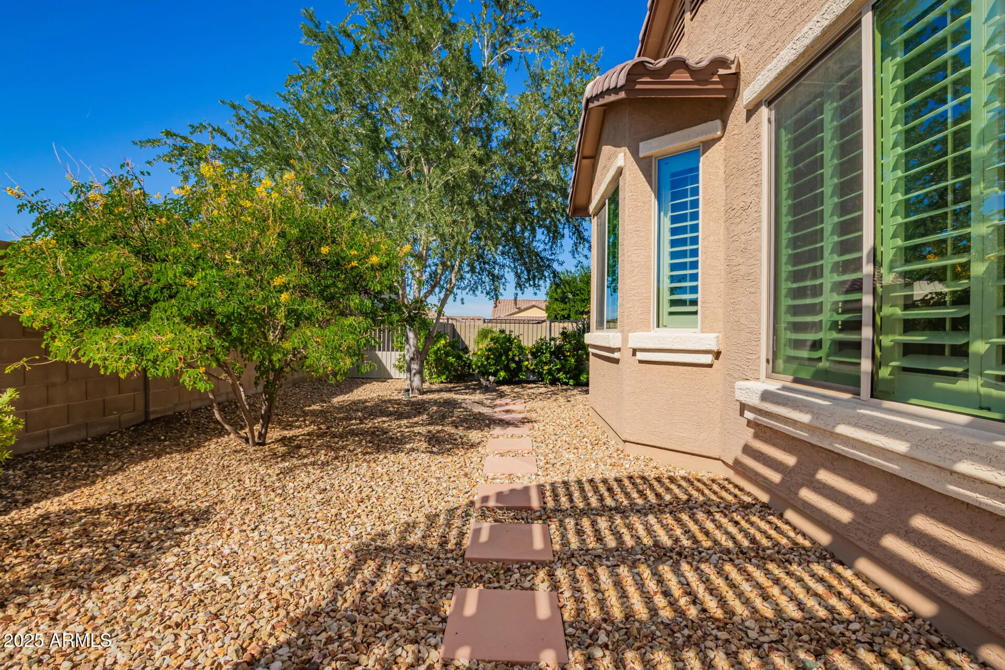 Property Slideshow image 30 of 44 | 17162 s 175th ave, Goodyear, AZ, 85338