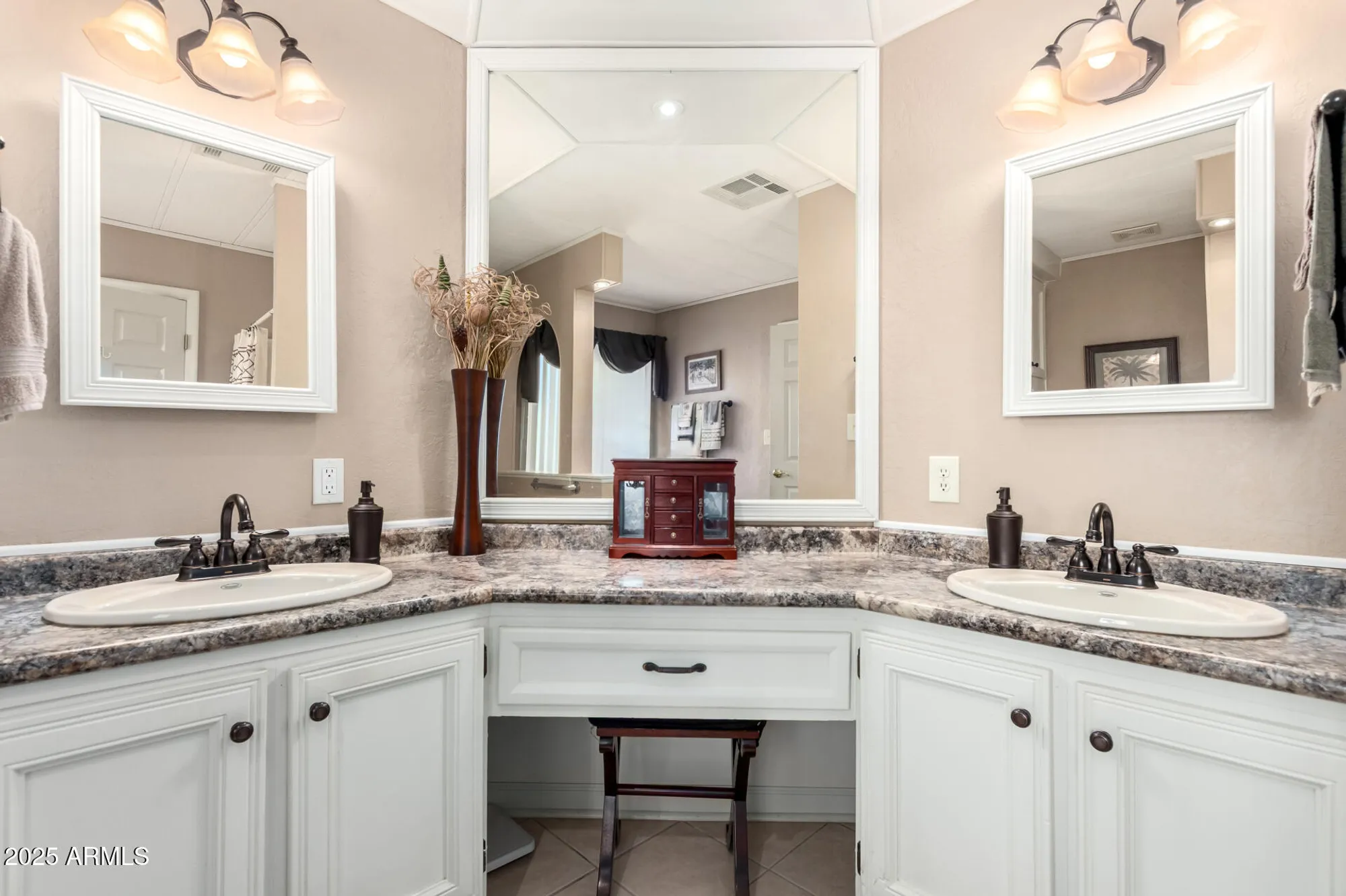 Property Slideshow image 25 of 91 | 8955 e fairway blvd, Sun Lakes, AZ, 85248