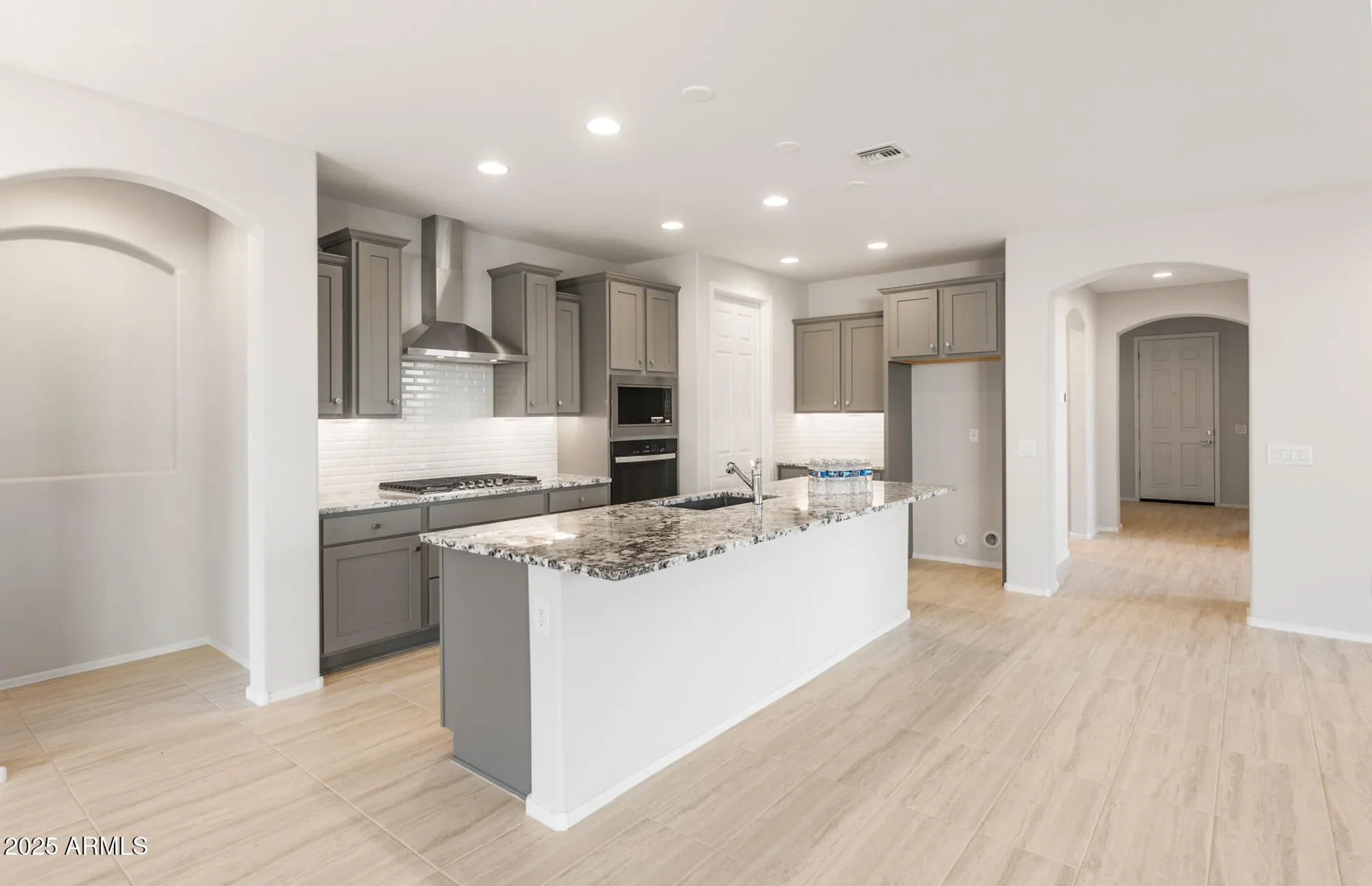 Property Slideshow image 13 of 36 | 26637 w kimberly way, Buckeye, AZ, 85396