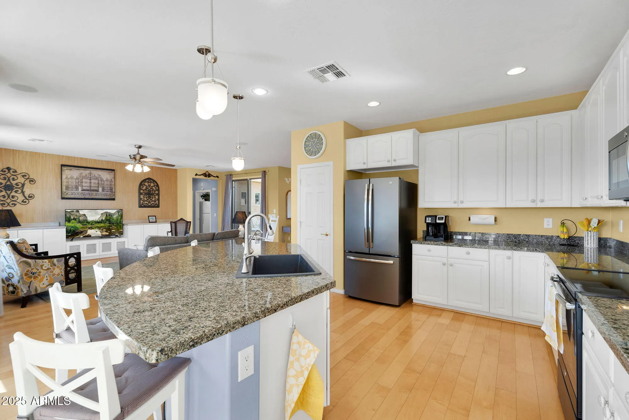 Property Slideshow image 11 of 44 | 42511 w good vibrations ln, Maricopa, AZ, 85138