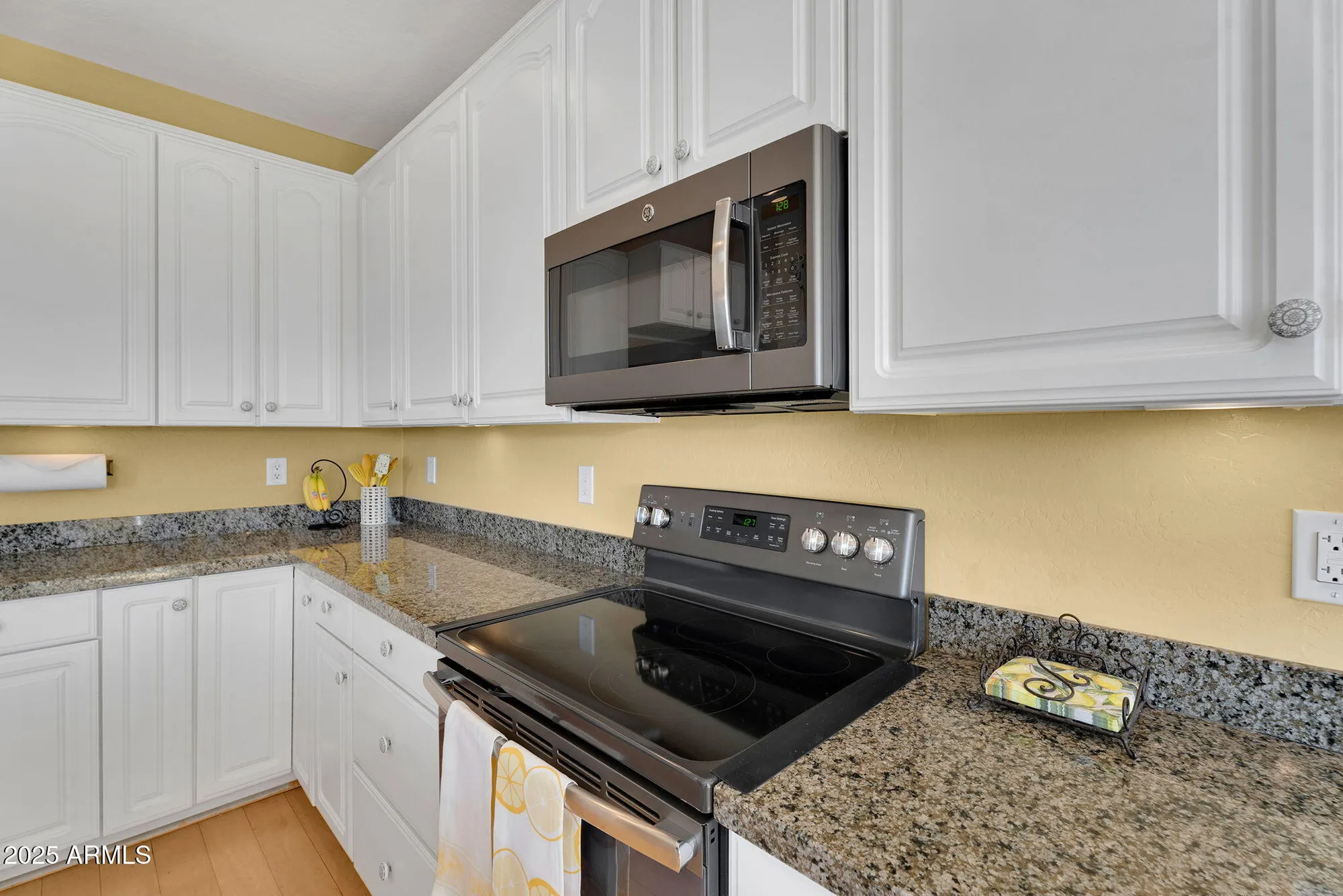 Property Slideshow image 12 of 44 | 42511 w good vibrations ln, Maricopa, AZ, 85138