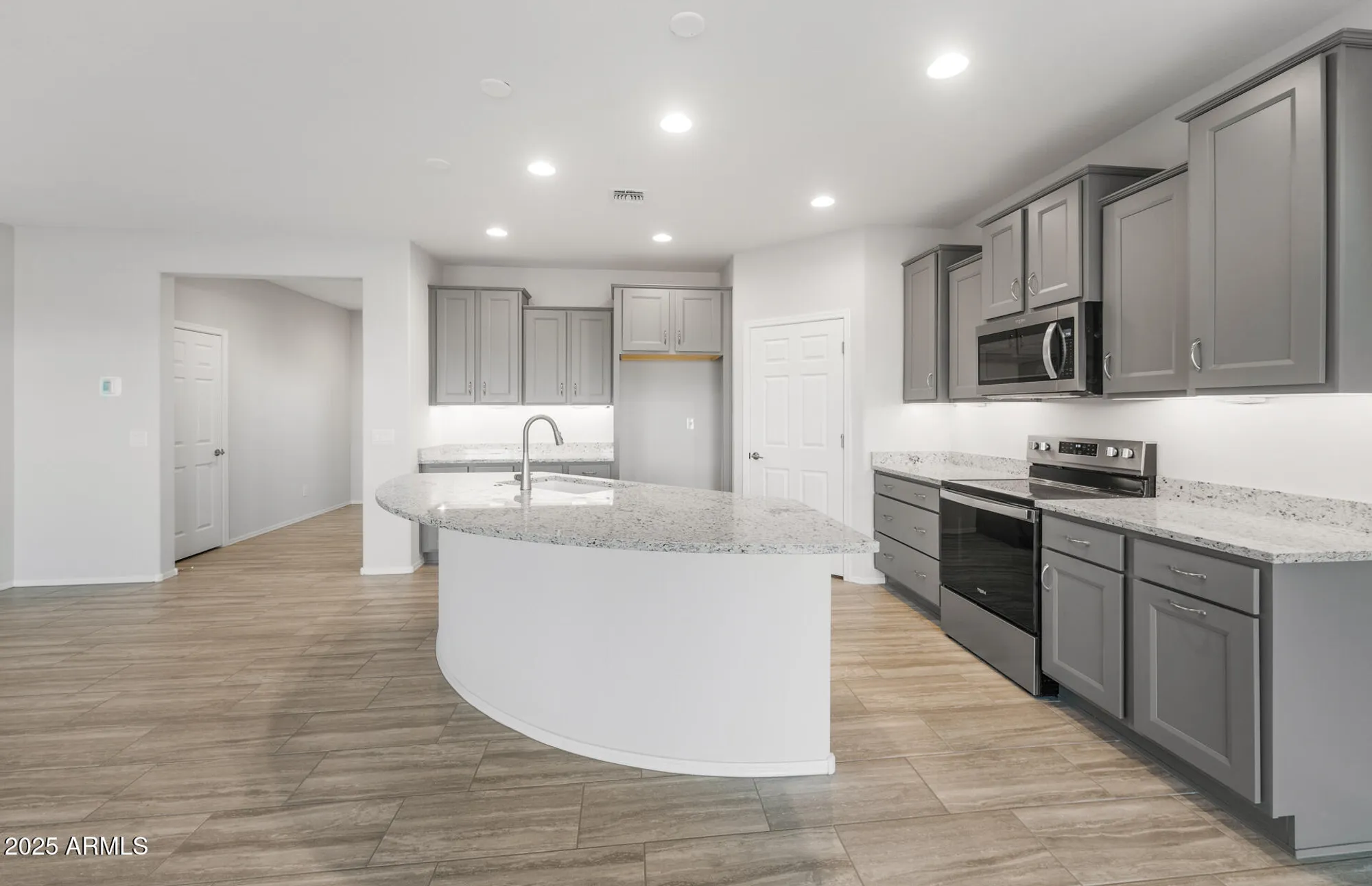 Property Slideshow image 8 of 29 | 21343 n 272nd ln, Buckeye, AZ, 85396