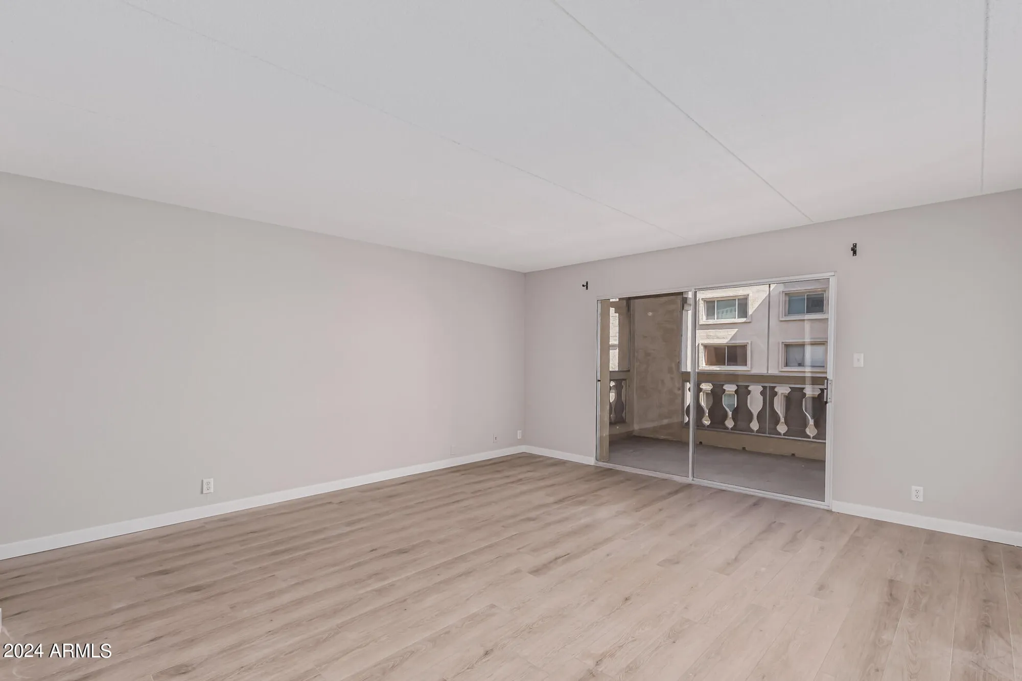 Property Slideshow image 13 of 58 | 7930 e camelback rd unit 506, Scottsdale, AZ, 85251