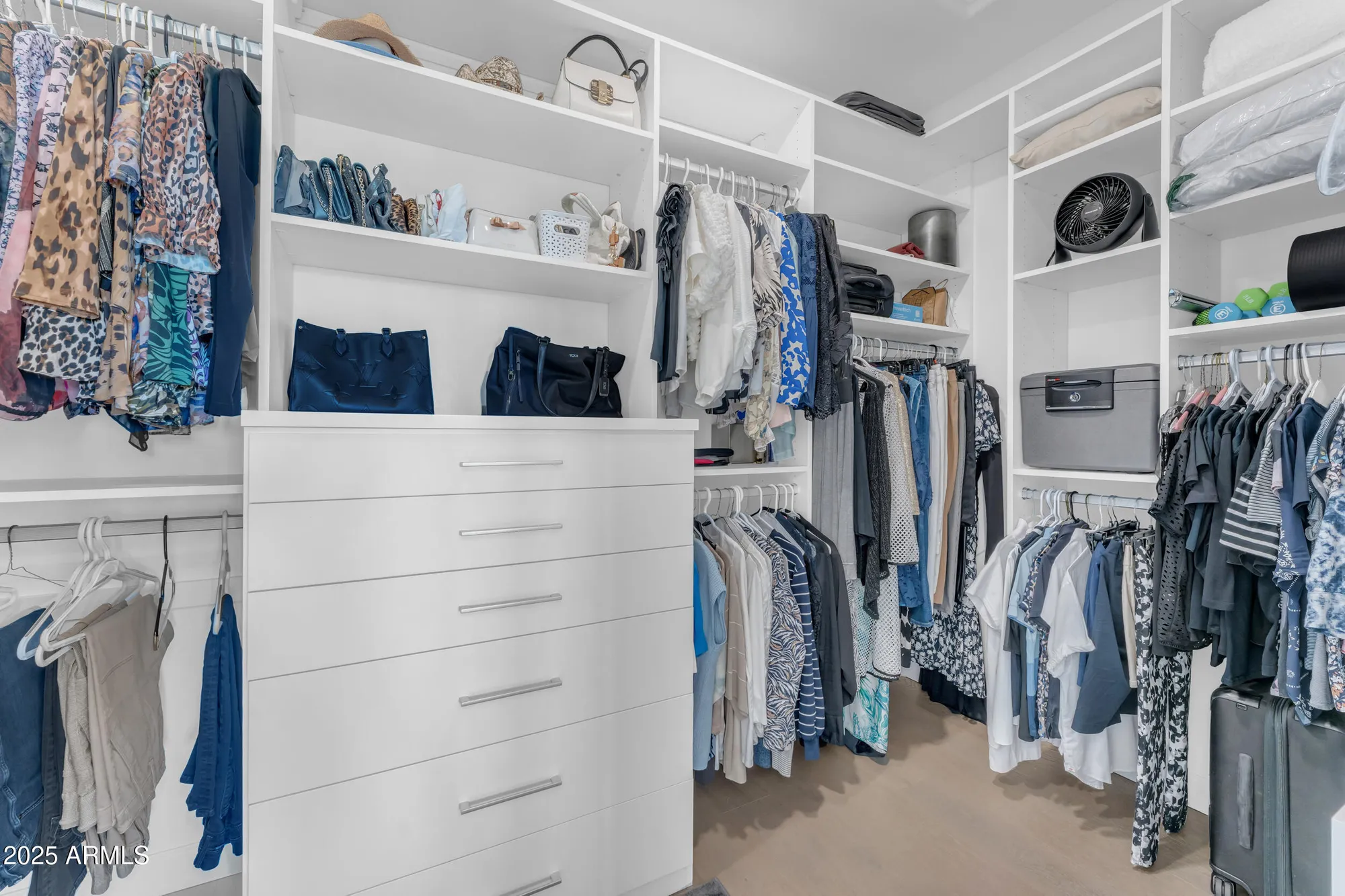 Property Slideshow image 28 of 56 | 374 e bracciano ave, San Tan Valley, AZ, 85140