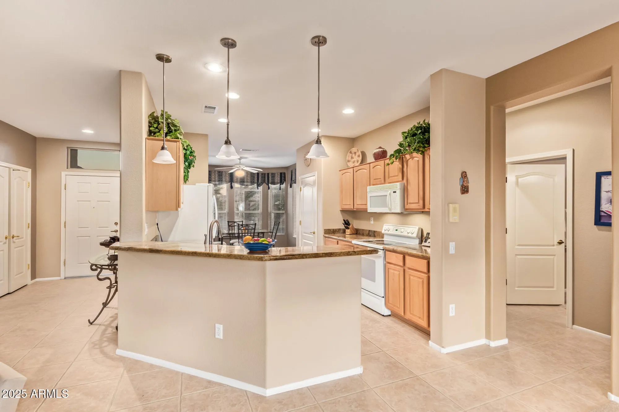 Property Slideshow image 3 of 31 | 15829 w bridgewood dr, Surprise, AZ, 85374