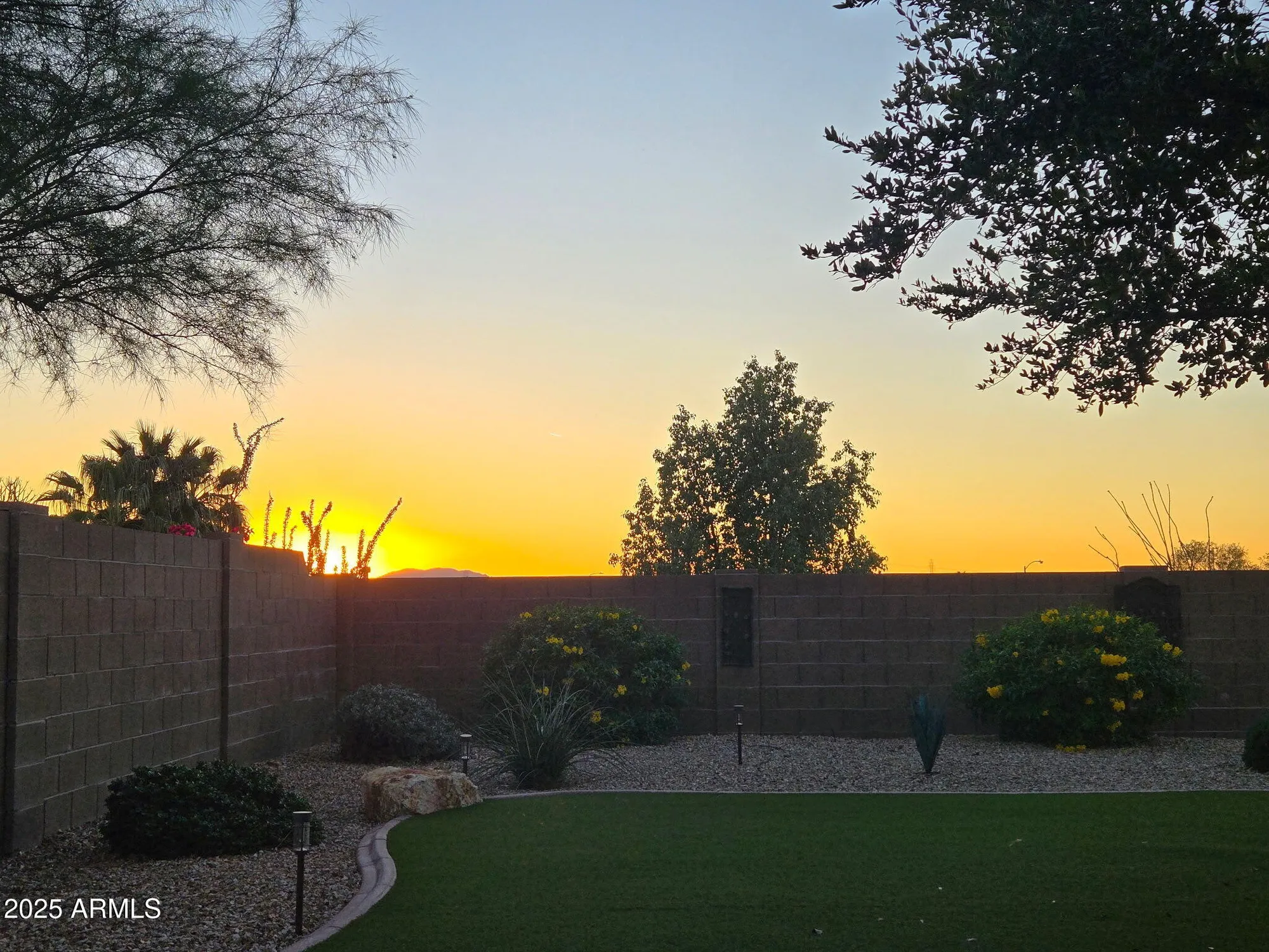 Property Slideshow image 31 of 35 | 19556 n 107th dr, Sun City, AZ, 85373