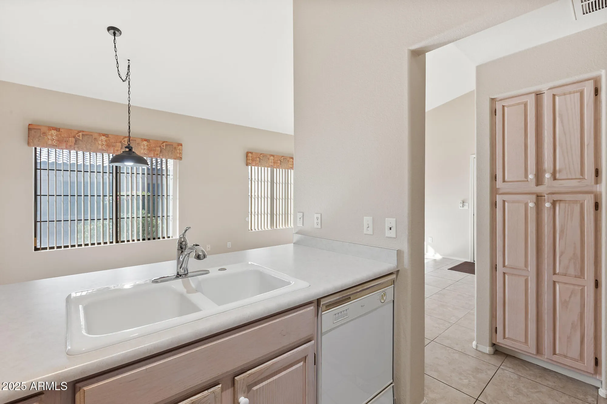 Property Slideshow image 17 of 58 | 14300 w bell rd 357, Surprise, AZ, 85374
