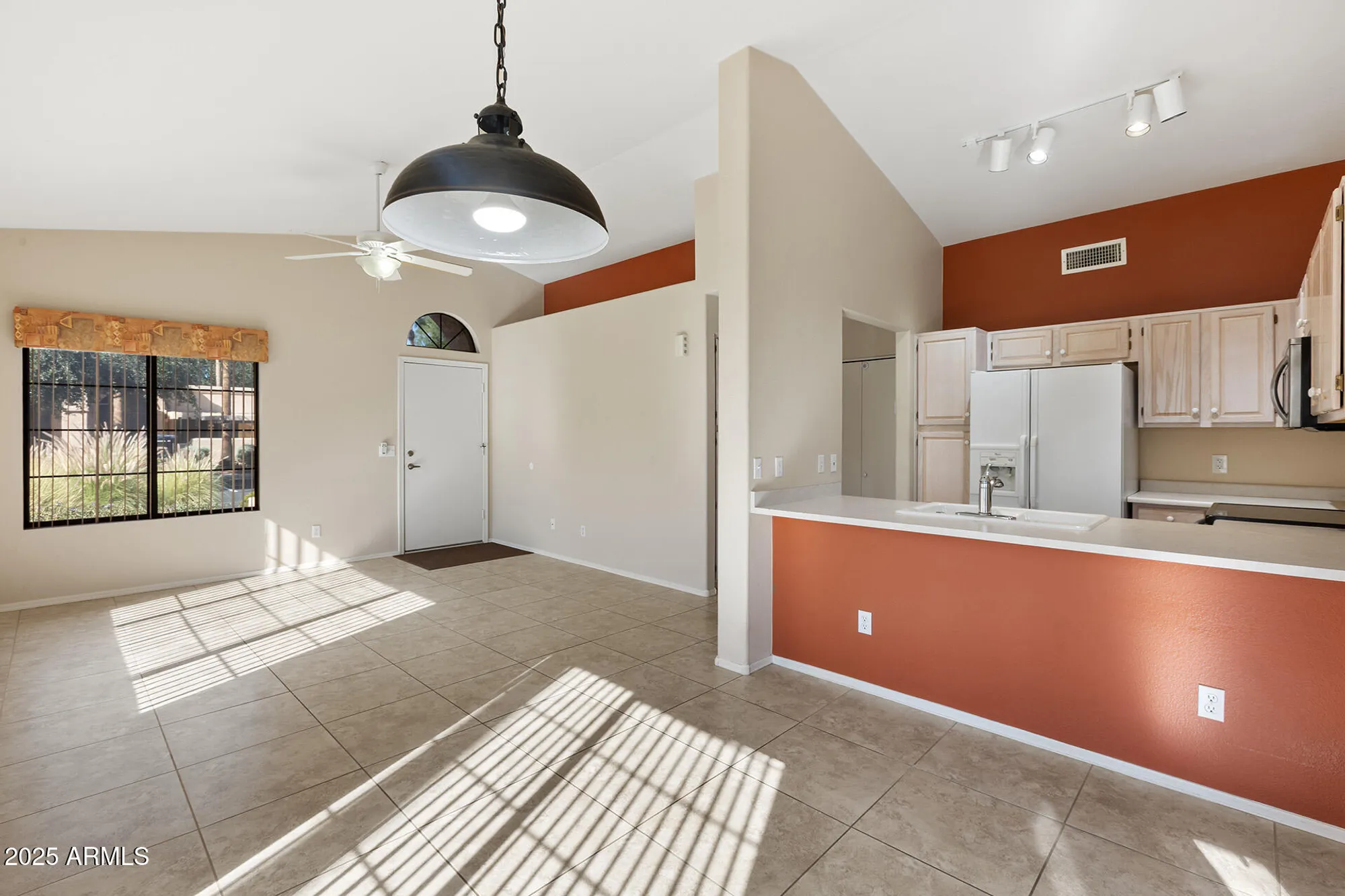 Property Slideshow image 10 of 58 | 14300 w bell rd 357, Surprise, AZ, 85374