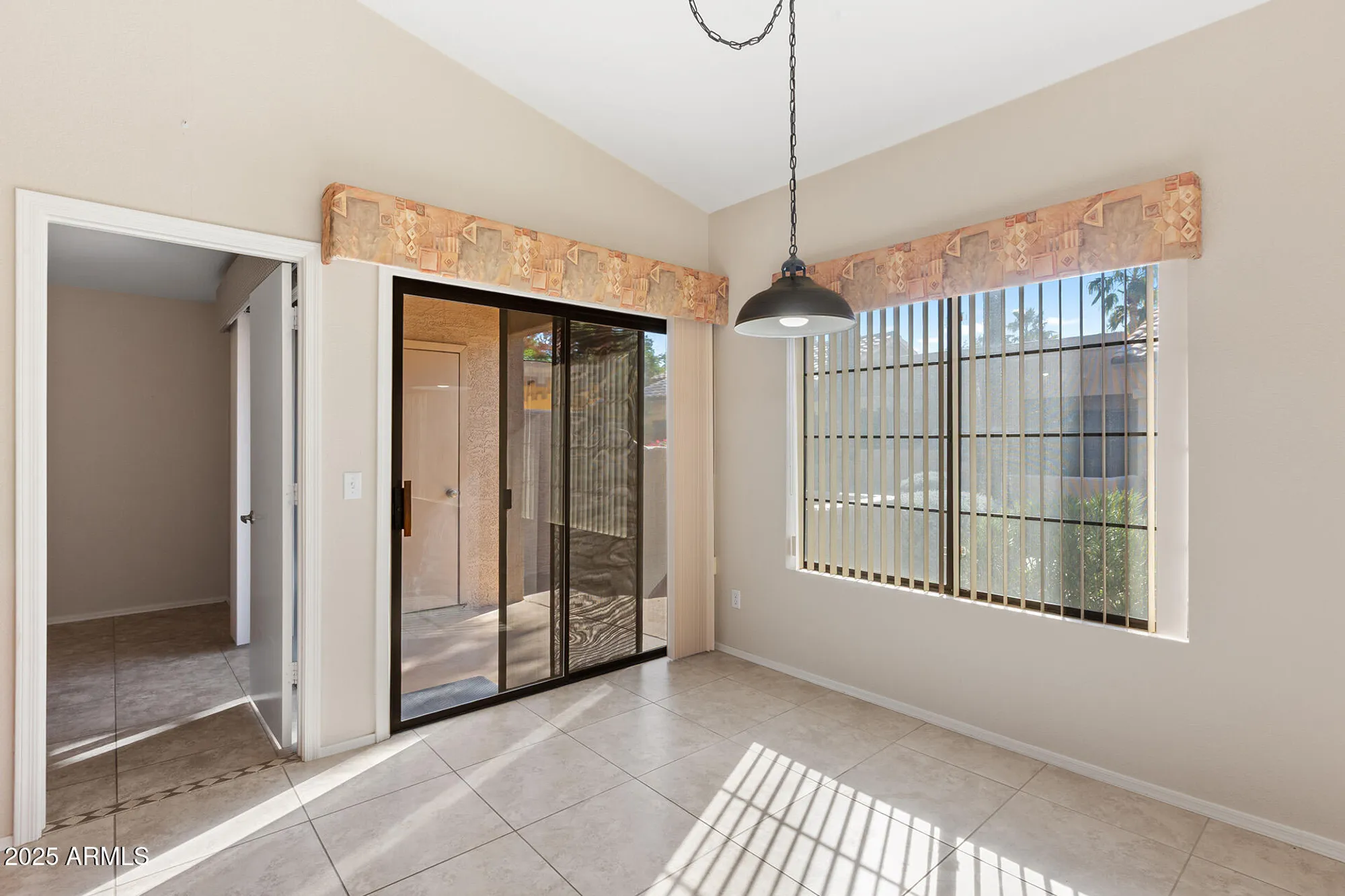 Property Slideshow image 19 of 58 | 14300 w bell rd 357, Surprise, AZ, 85374