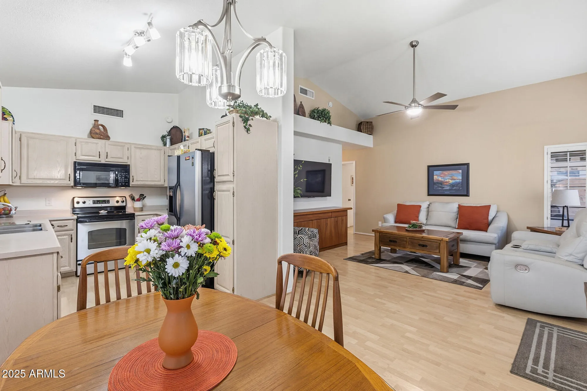 Property Slideshow image 6 of 54 | 14300 w bell rd unit 410, Surprise, AZ, 85374