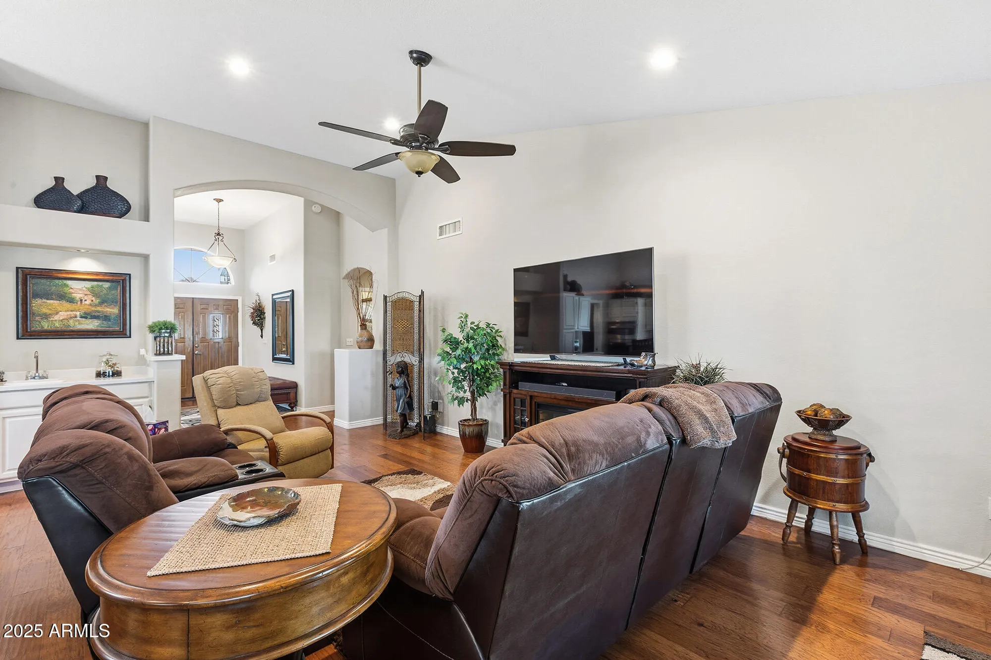 Property Slideshow image 9 of 92 | 14358 w kiowa trl, Surprise, AZ, 85374