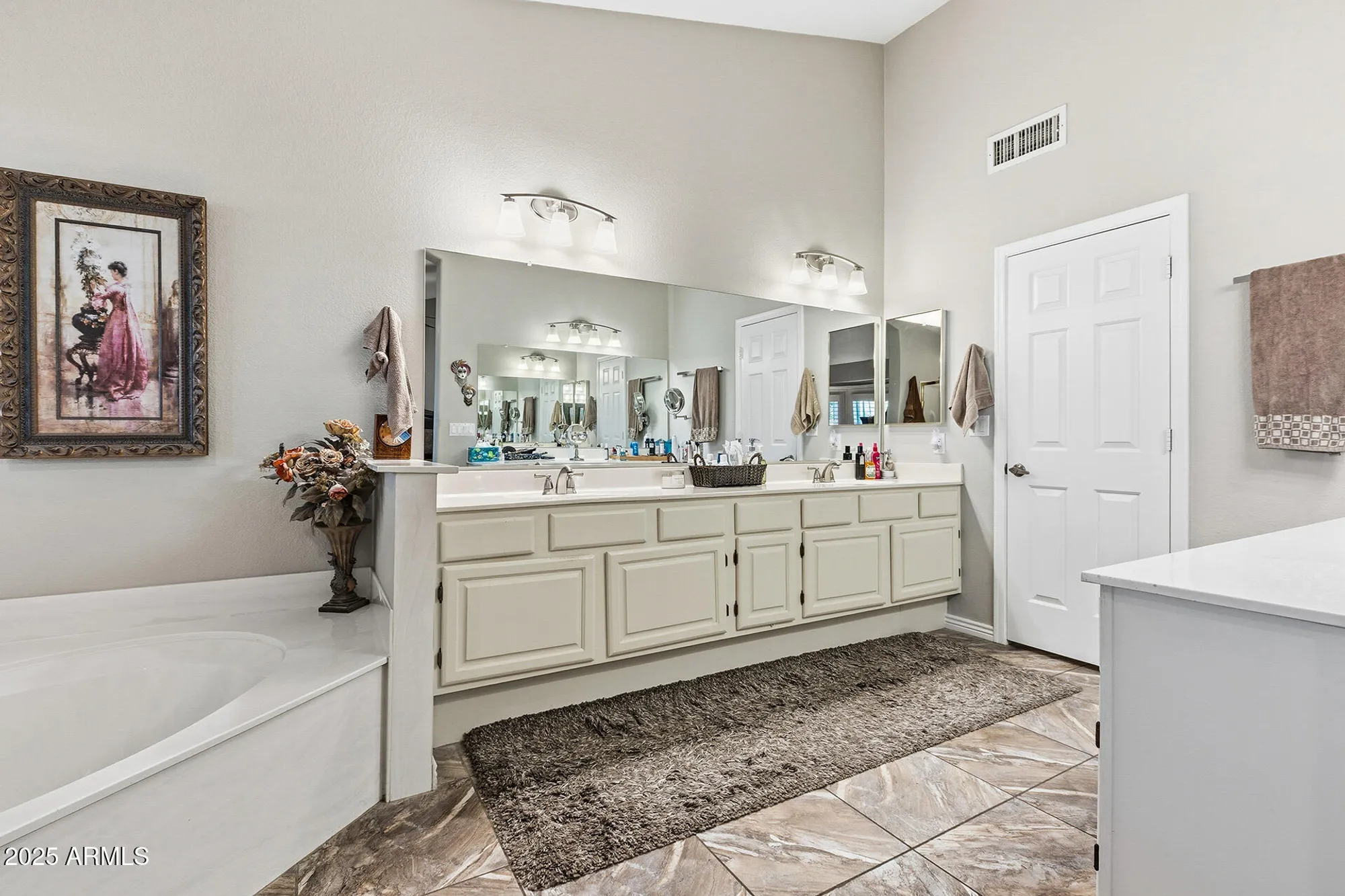 Property Slideshow image 46 of 92 | 14358 w kiowa trl, Surprise, AZ, 85374