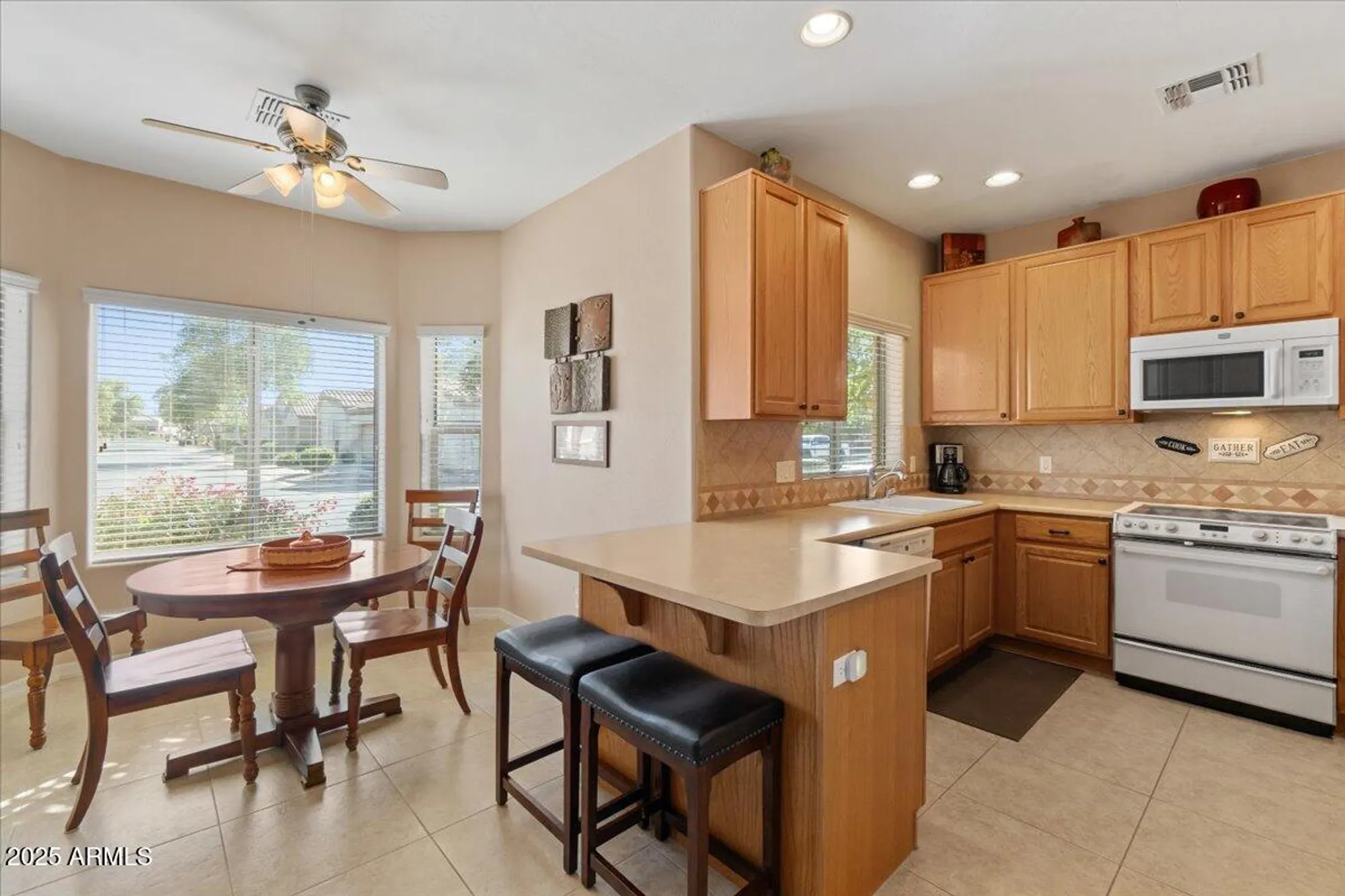 Property Slideshow image 9 of 49 | 1443 n agave st, Casa Grande, AZ, 85122