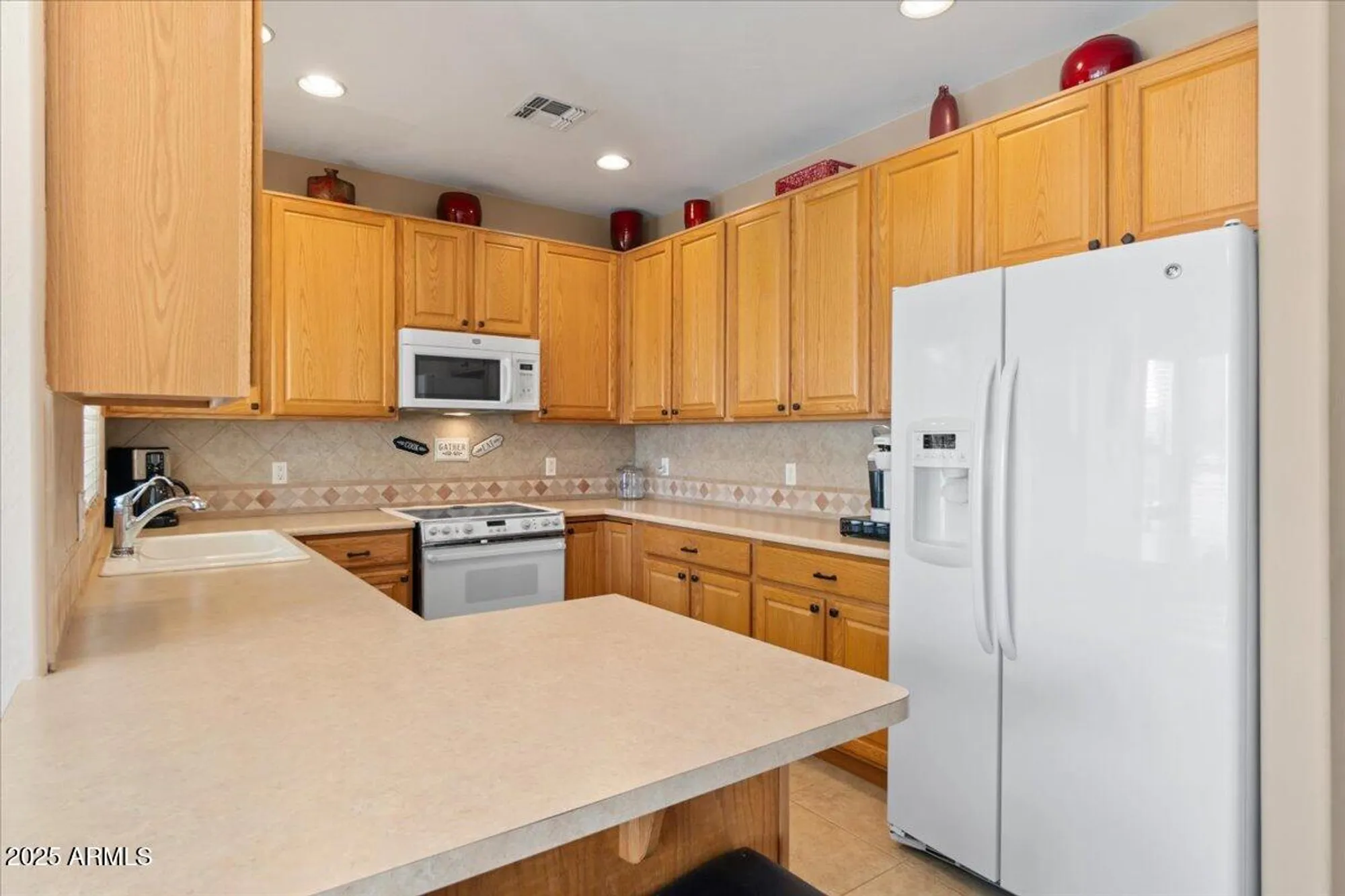 Property Slideshow image 11 of 49 | 1443 n agave st, Casa Grande, AZ, 85122