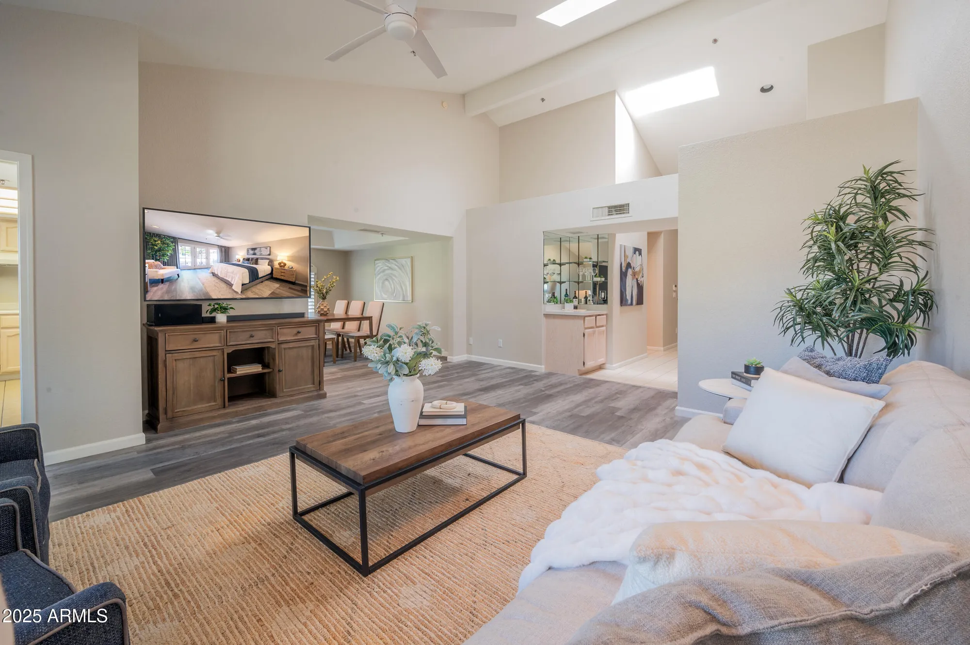 Property Slideshow image 10 of 47 | 10214 n 105th way, Scottsdale, AZ, 85258