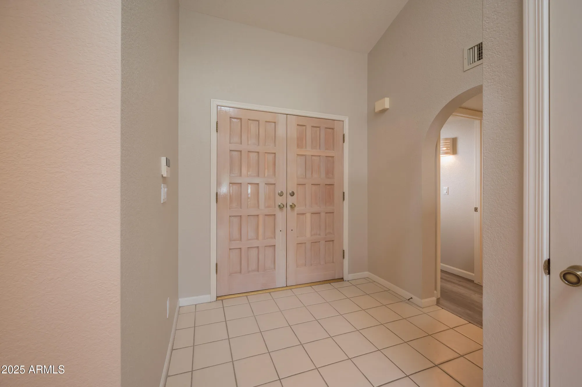 Property Slideshow image 3 of 47 | 10214 n 105th way, Scottsdale, AZ, 85258