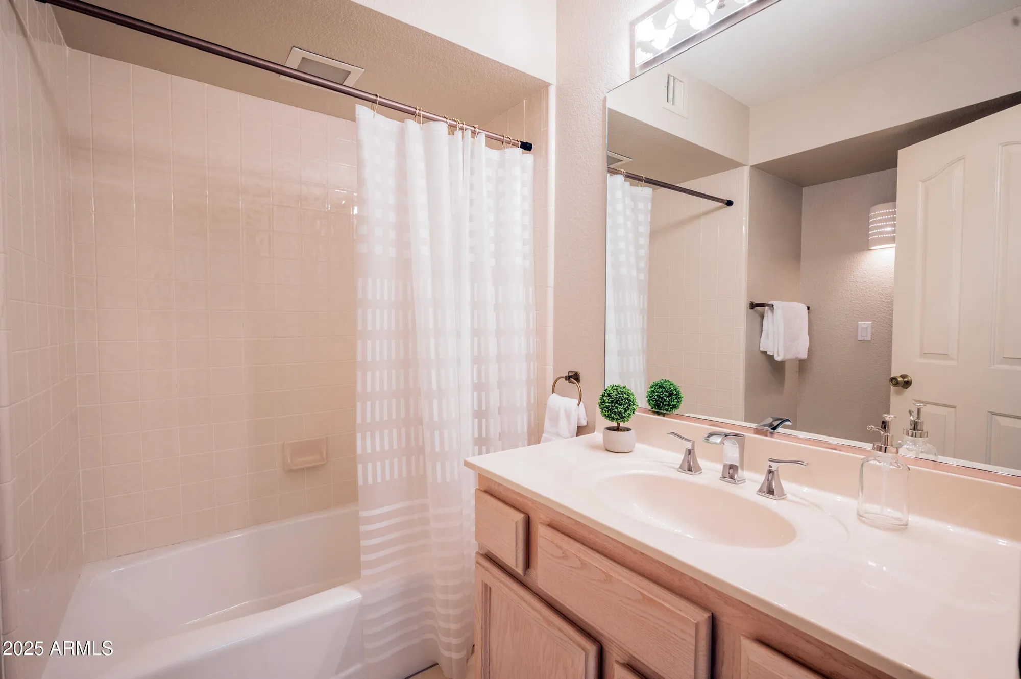 Property Slideshow image 30 of 47 | 10214 n 105th way, Scottsdale, AZ, 85258