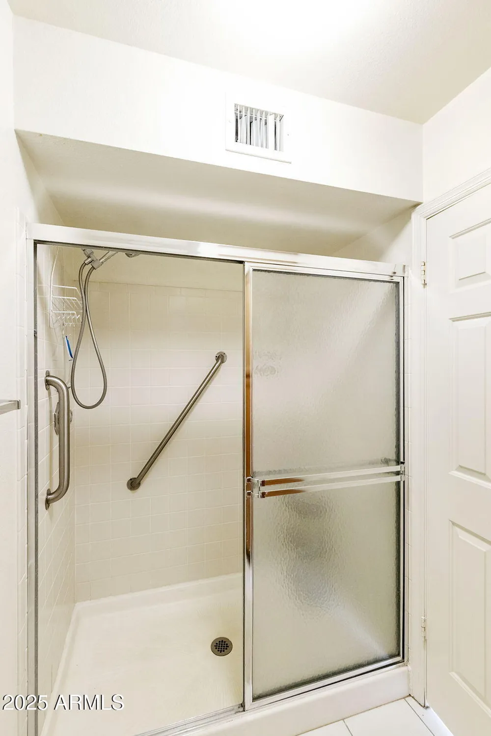 Property Slideshow image 13 of 40 | 557 s palo verde way, Mesa, AZ, 85208