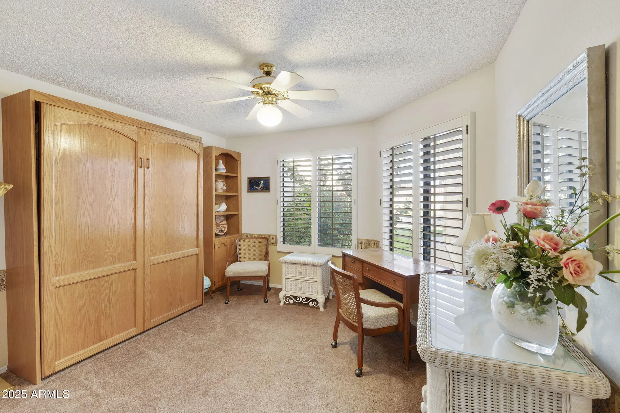 Property Slideshow image 10 of 40 | 557 s palo verde way, Mesa, AZ, 85208