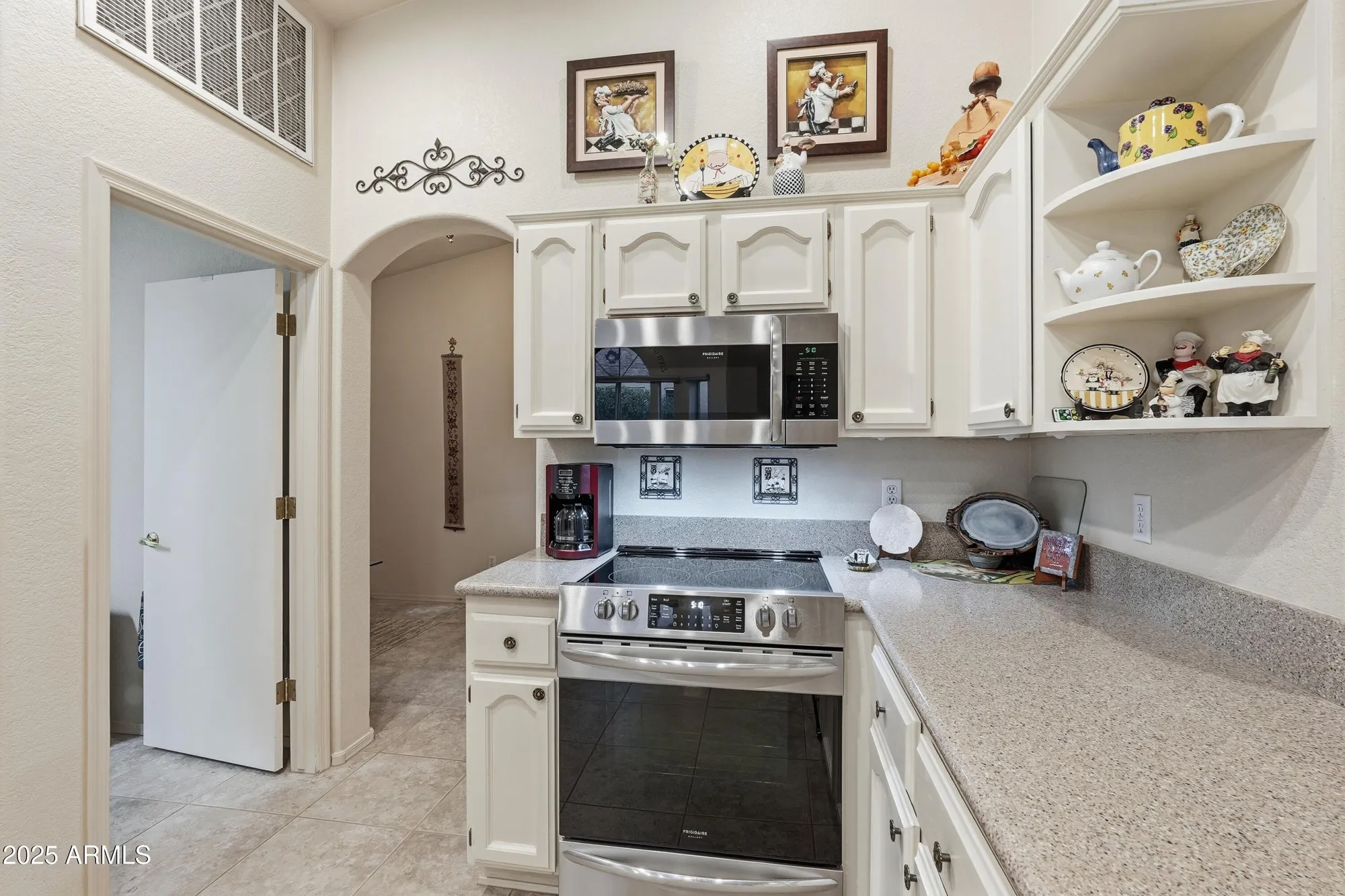 Property Slideshow image 4 of 19 | 15492 w whitton ave, Goodyear, AZ, 85395