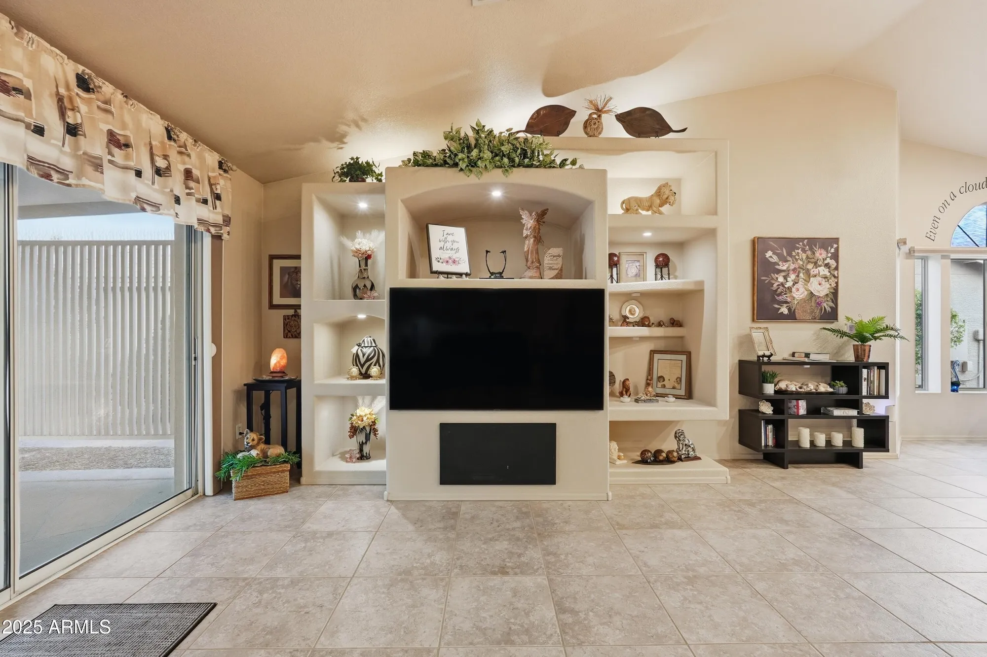 Property Slideshow image 10 of 19 | 15492 w whitton ave, Goodyear, AZ, 85395