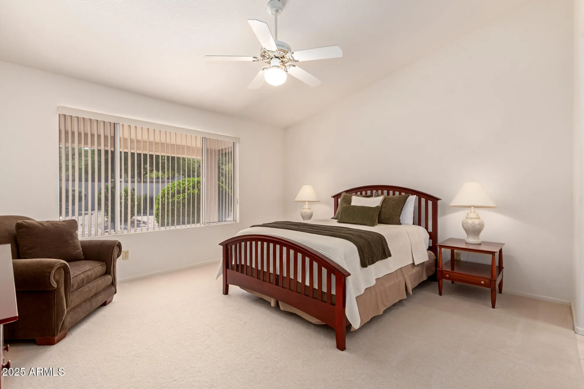 Property Slideshow image 10 of 42 | 9521 e hercules dr, Sun Lakes, AZ, 85248