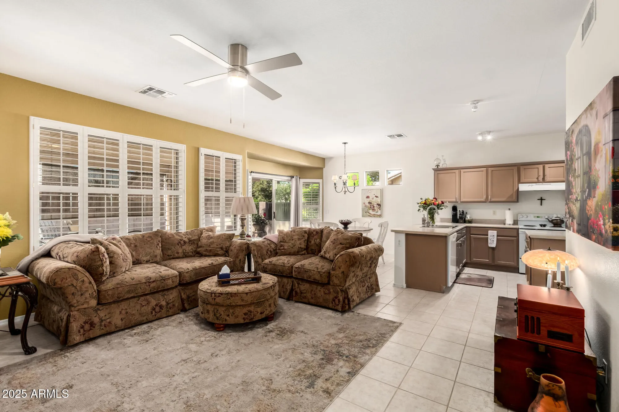 Property Slideshow image 3 of 40 | 6972 s nantucket st, Chandler, AZ, 85249