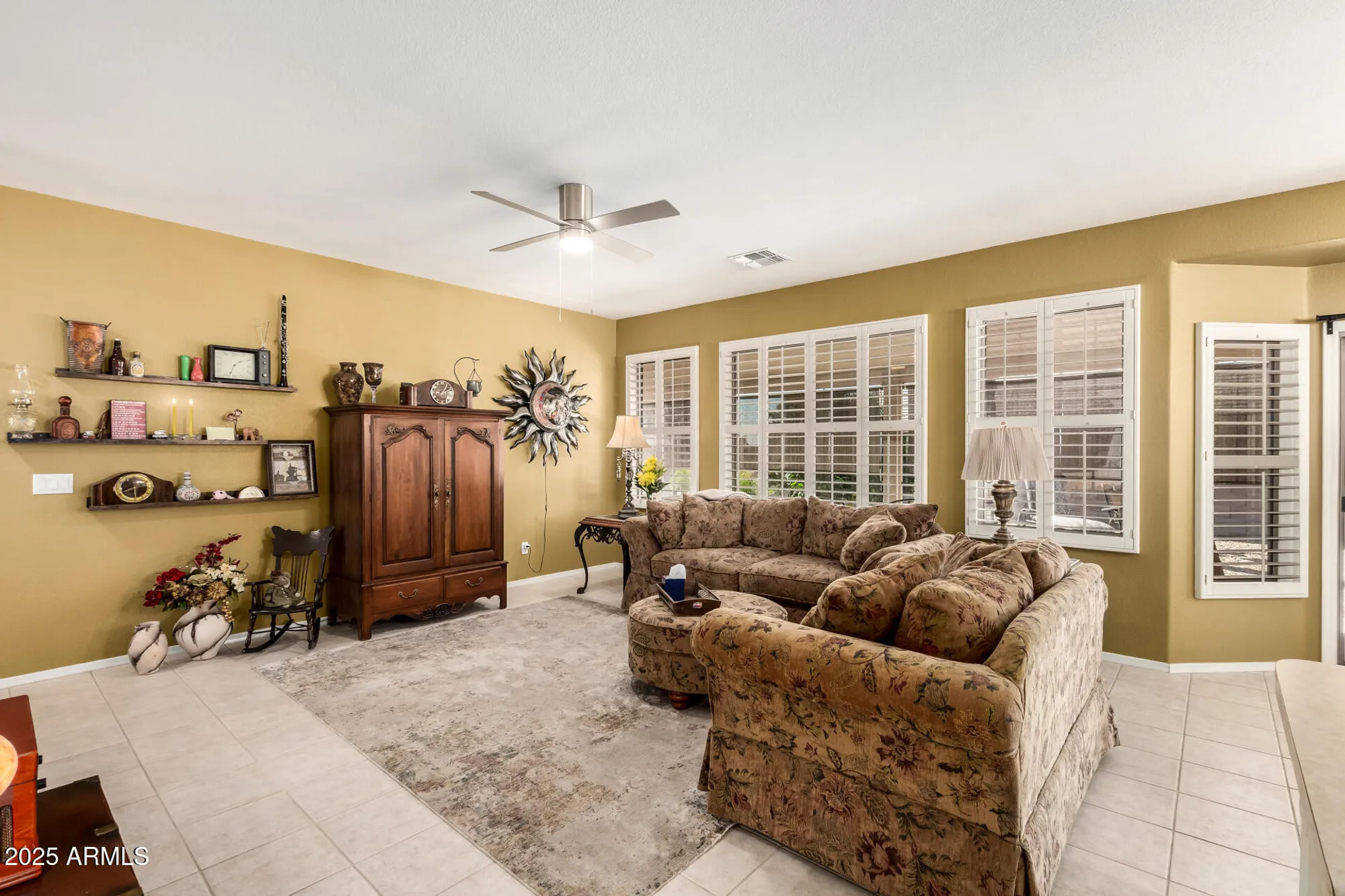 Property Slideshow image 5 of 40 | 6972 s nantucket st, Chandler, AZ, 85249