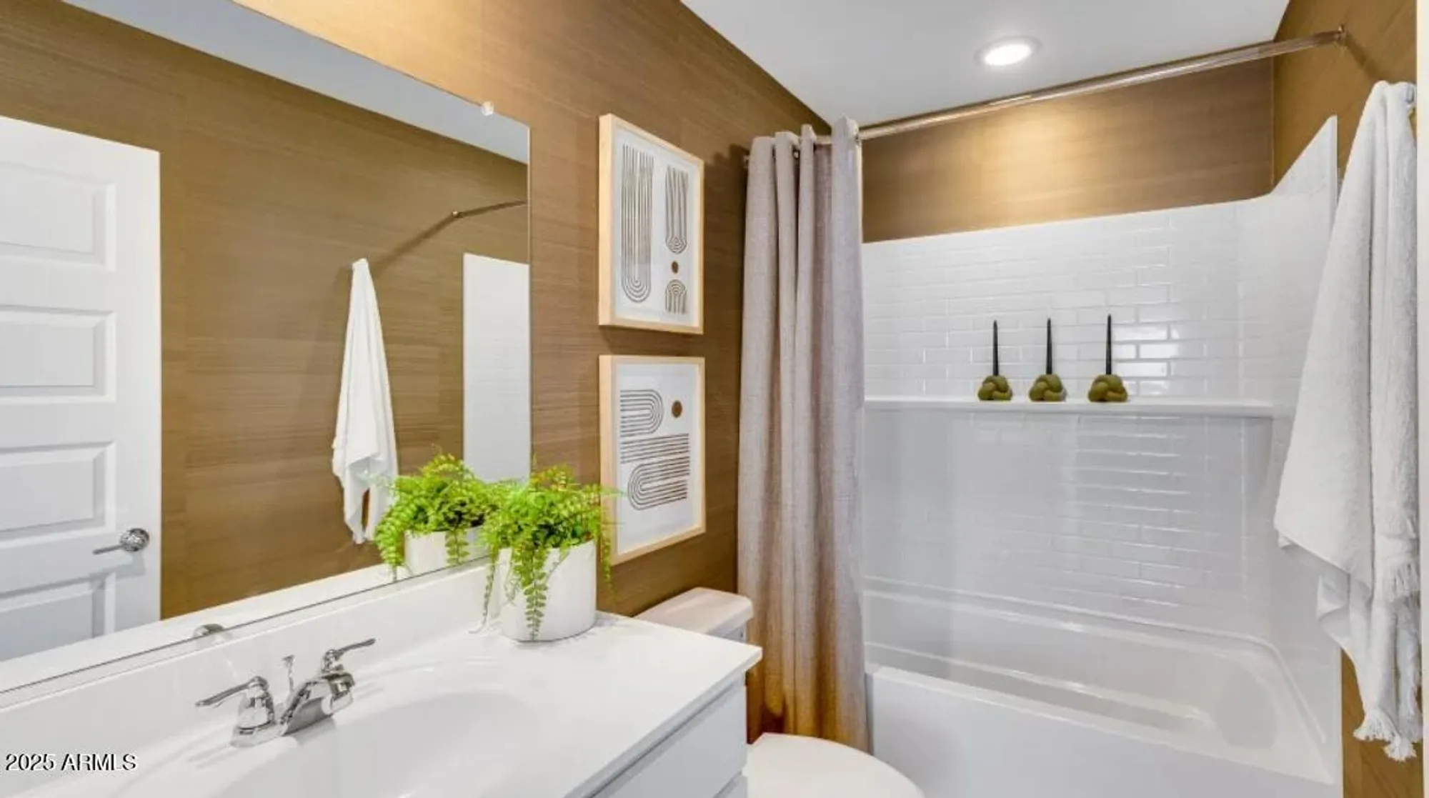 Property Slideshow image 14 of 24 | 25013 n 174th ln, Surprise, AZ, 85387