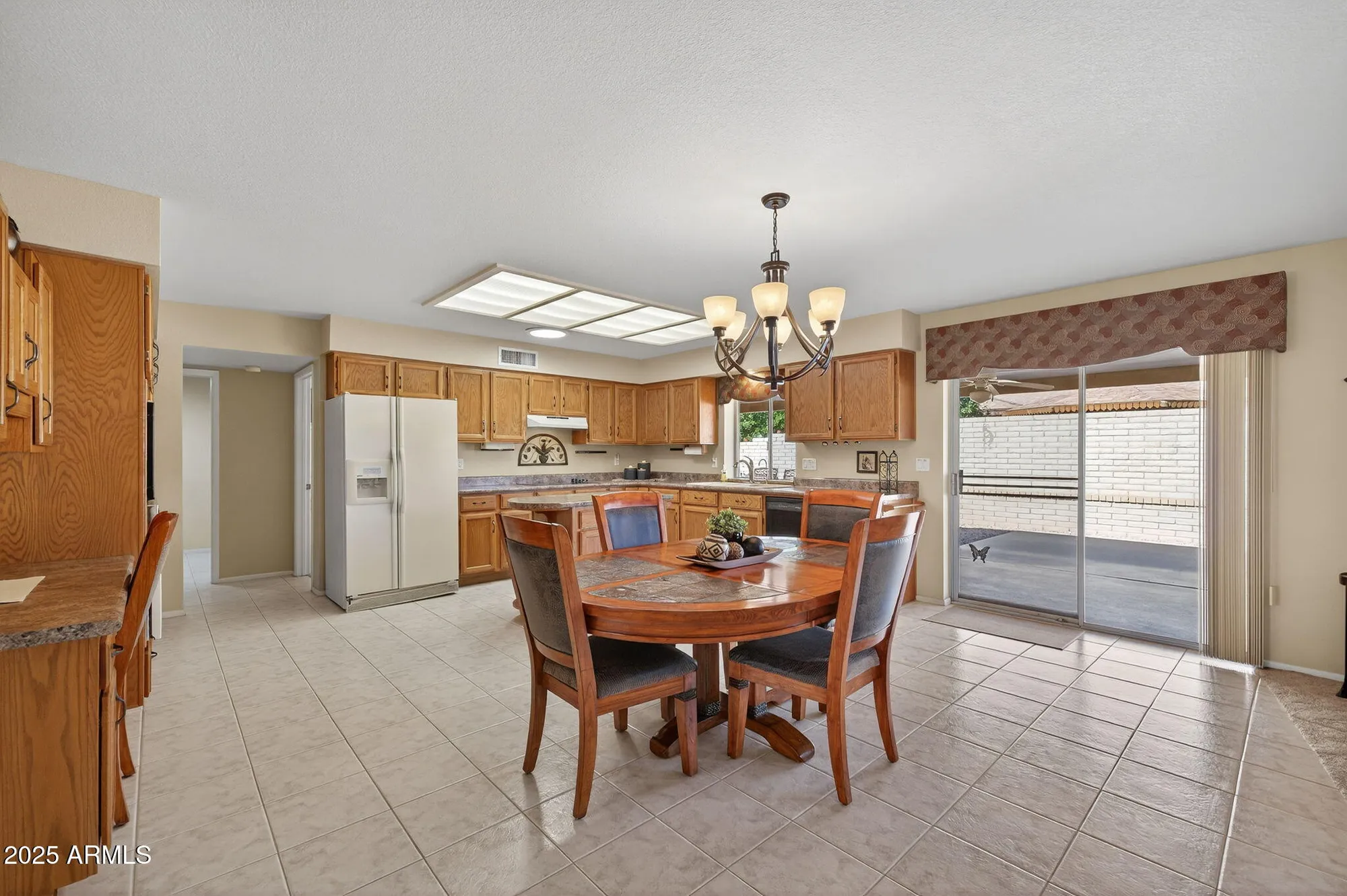 Property Slideshow image 11 of 44 | 8248 e laguna azul ave, Mesa, AZ, 85209