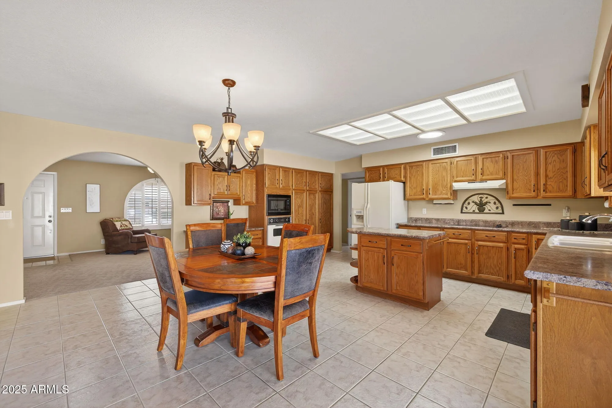 Property Slideshow image 6 of 44 | 8248 e laguna azul ave, Mesa, AZ, 85209