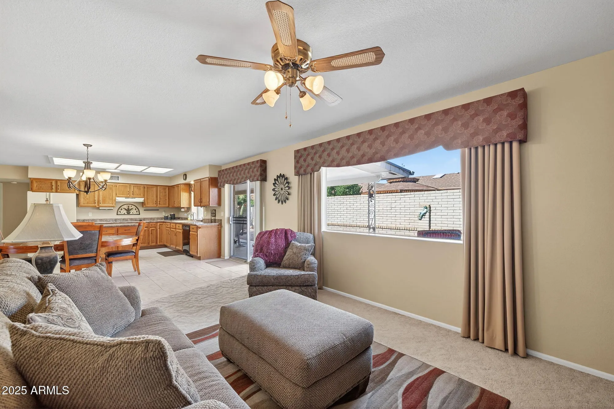 Property Slideshow image 13 of 44 | 8248 e laguna azul ave, Mesa, AZ, 85209