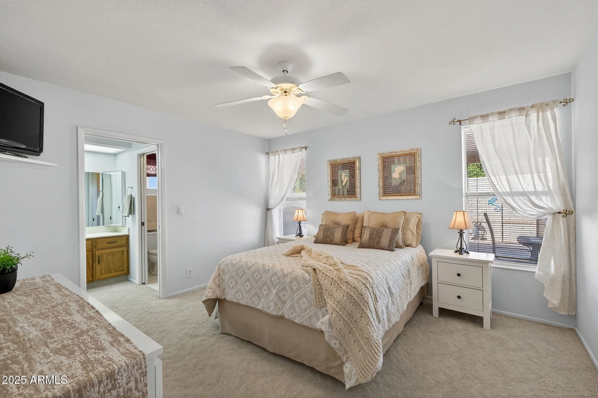 Property Slideshow image 14 of 44 | 8248 e laguna azul ave, Mesa, AZ, 85209