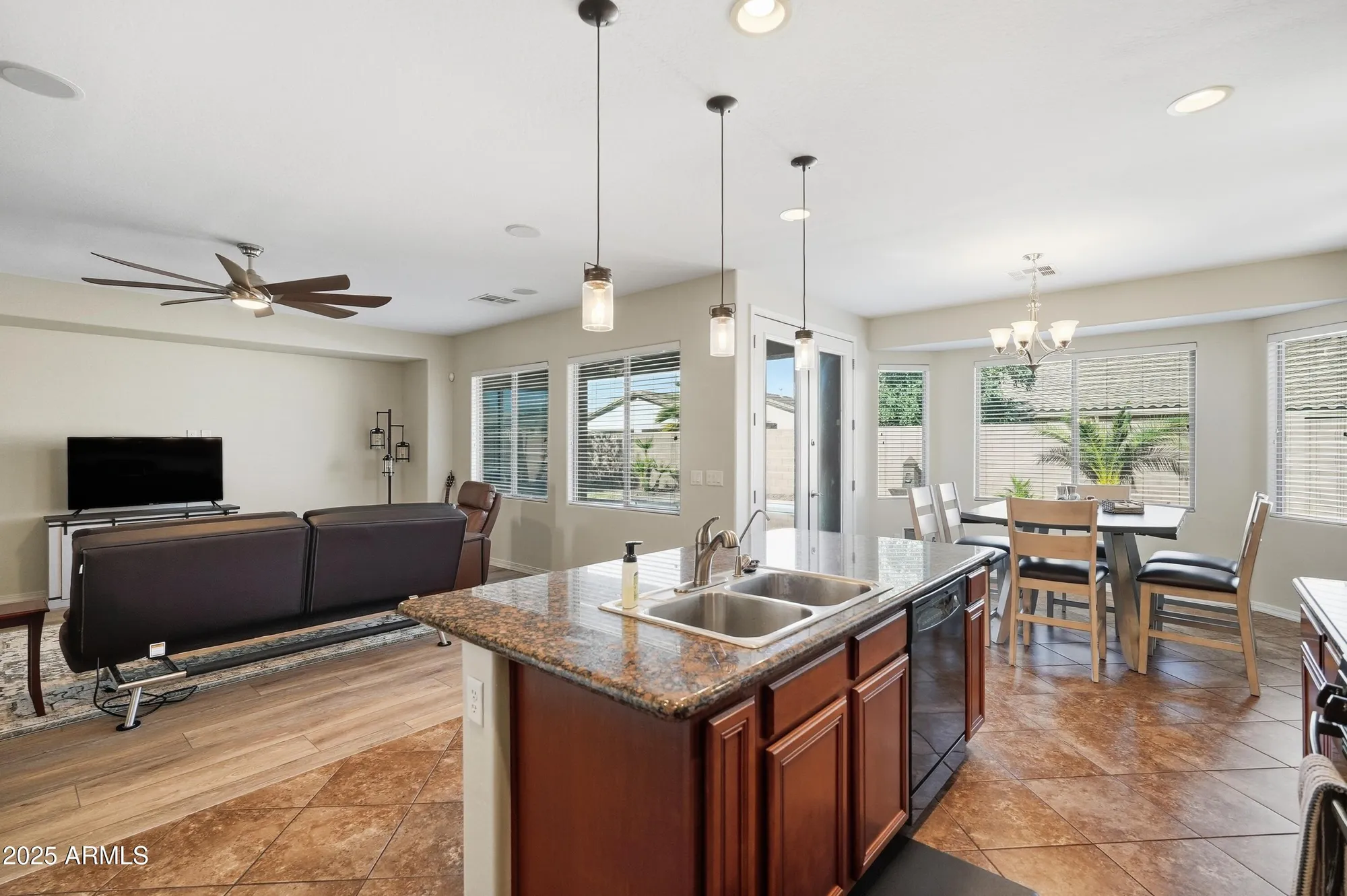 Property Slideshow image 17 of 81 | 270 s san marino loop, Casa Grande, AZ, 85194