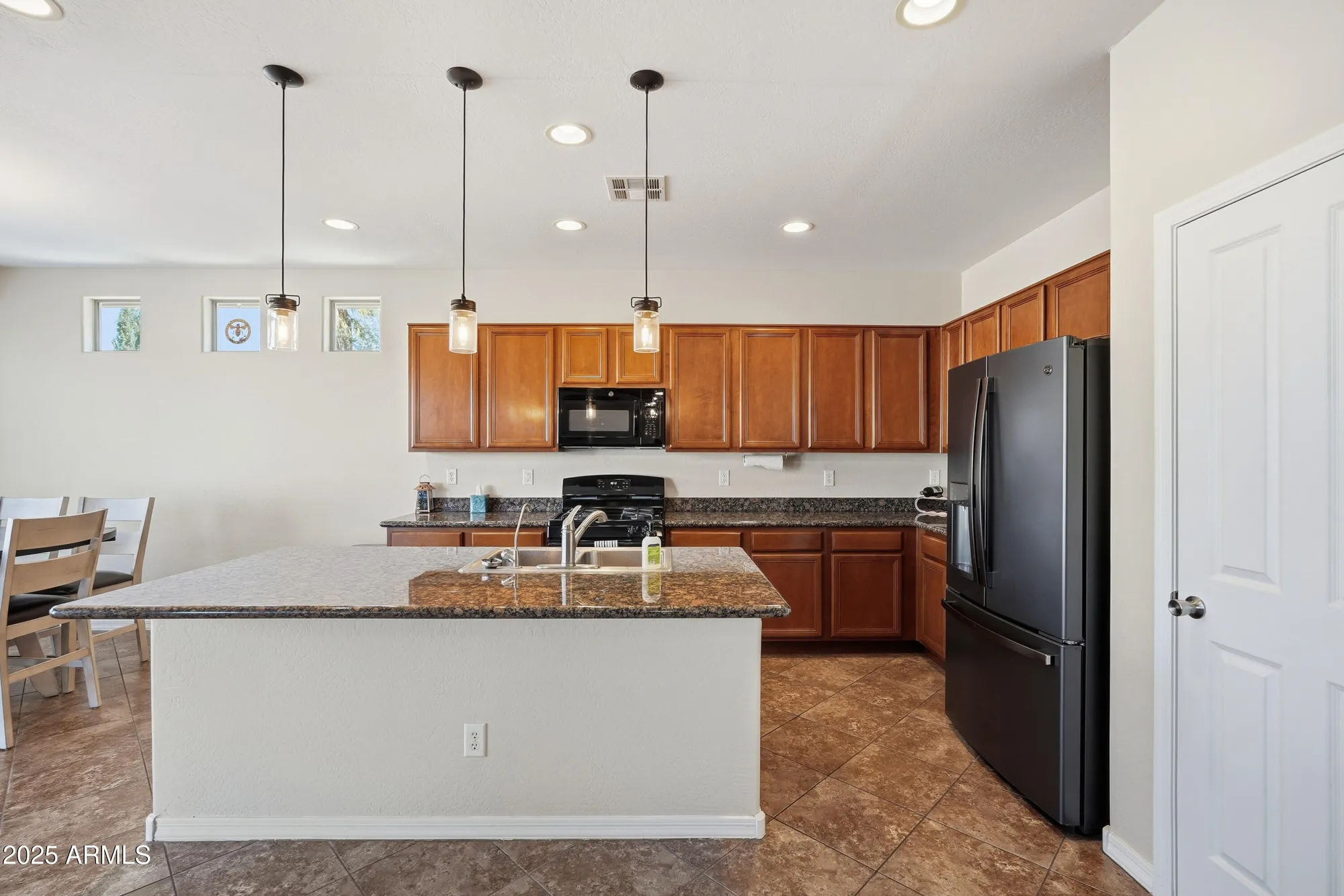 Property Slideshow image 18 of 81 | 270 s san marino loop, Casa Grande, AZ, 85194