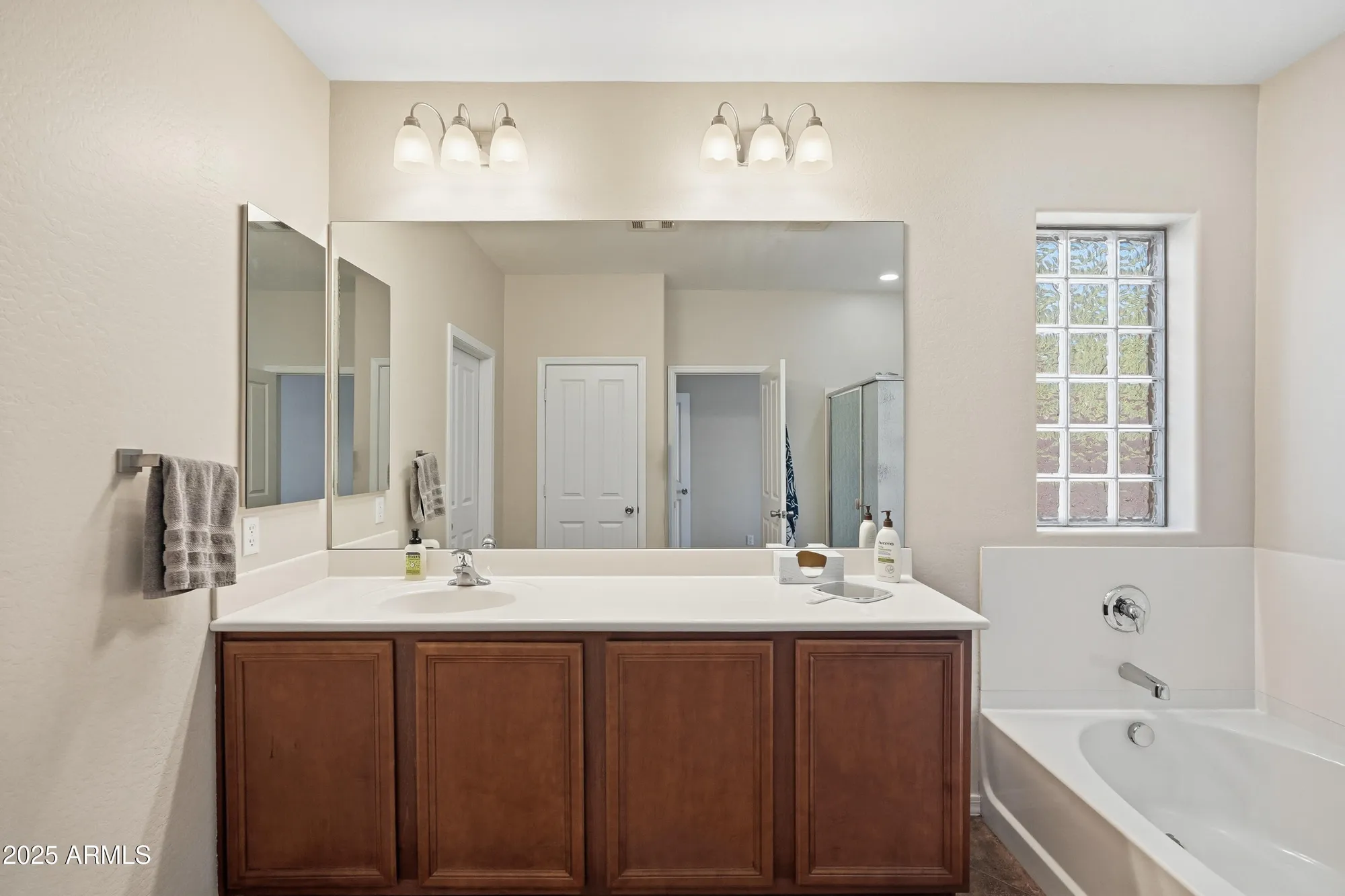 Property Slideshow image 41 of 81 | 270 s san marino loop, Casa Grande, AZ, 85194