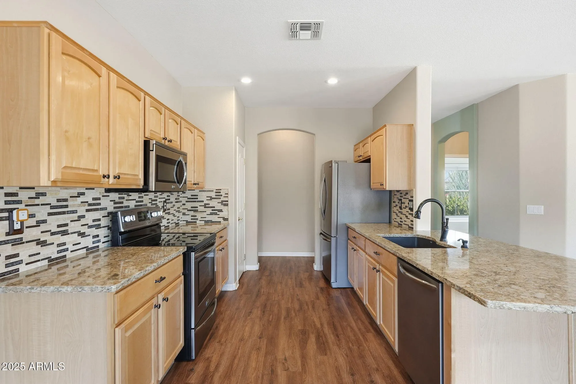 Property Slideshow image 12 of 48 | 6621 s granite dr, Chandler, AZ, 85249