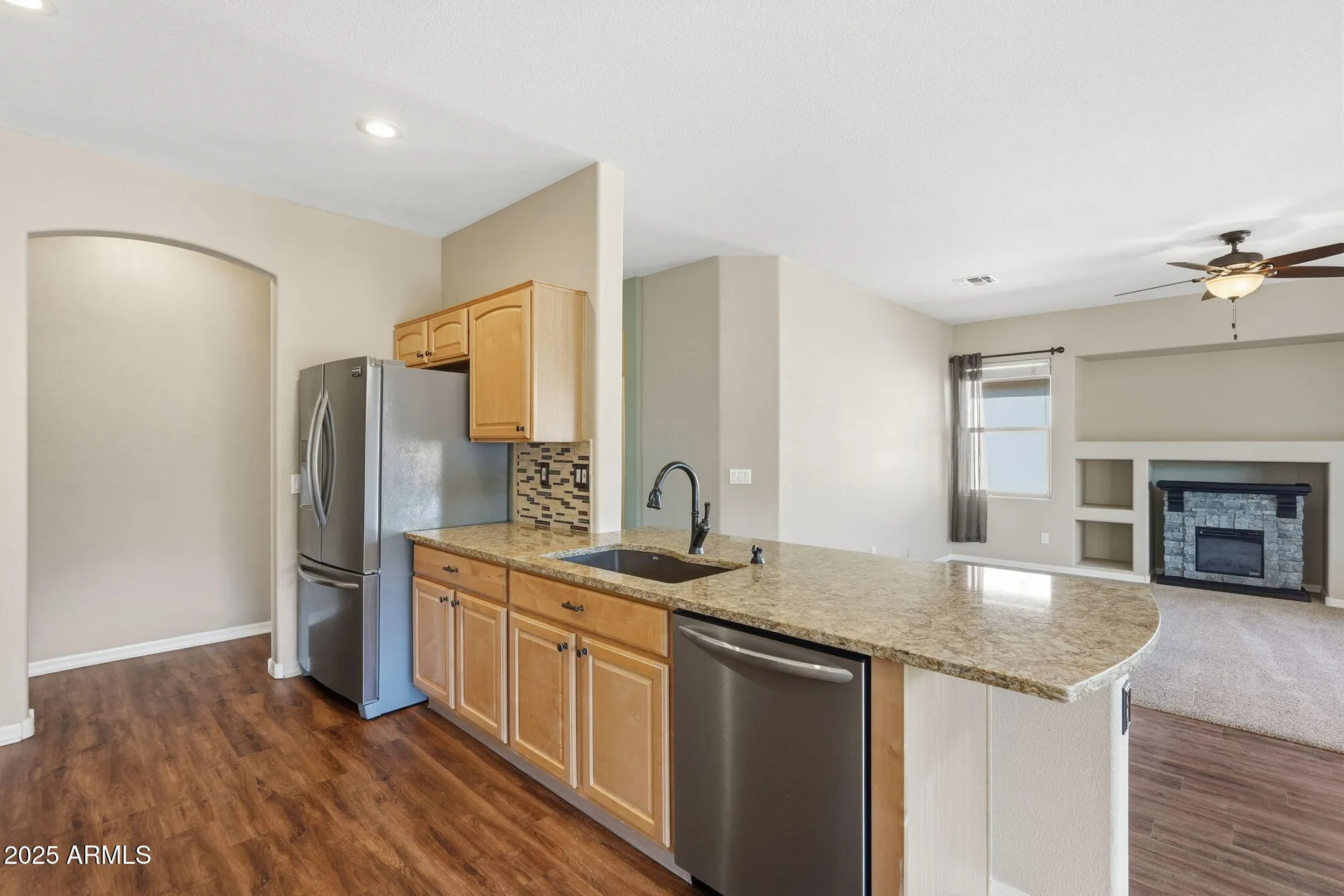 Property Slideshow image 8 of 48 | 6621 s granite dr, Chandler, AZ, 85249