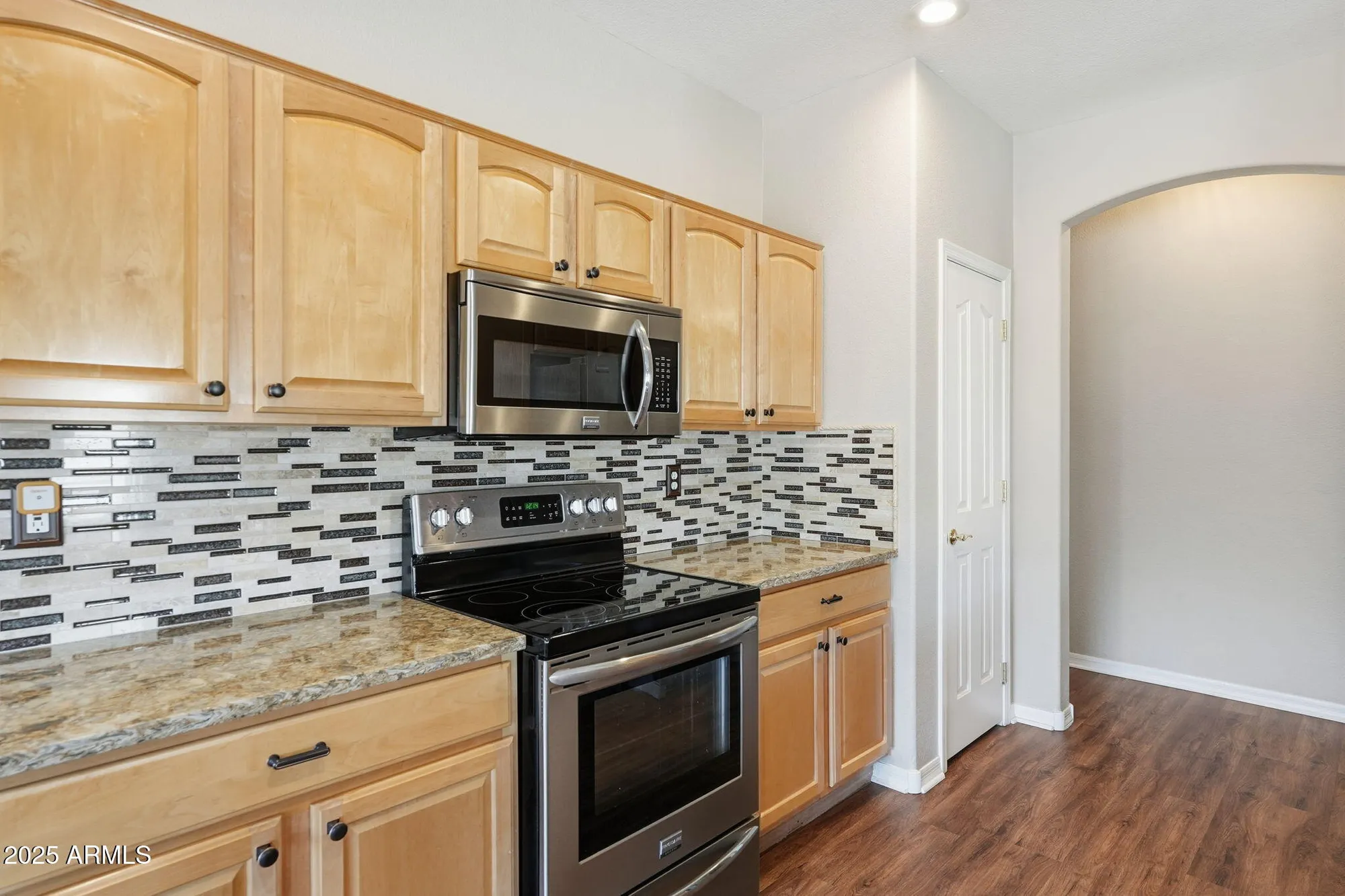 Property Slideshow image 9 of 48 | 6621 s granite dr, Chandler, AZ, 85249