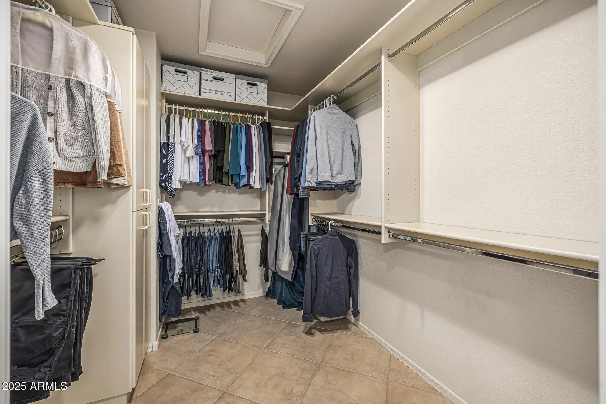 Property Slideshow image 20 of 64 | 15738 w merrell st, Goodyear, AZ, 85395