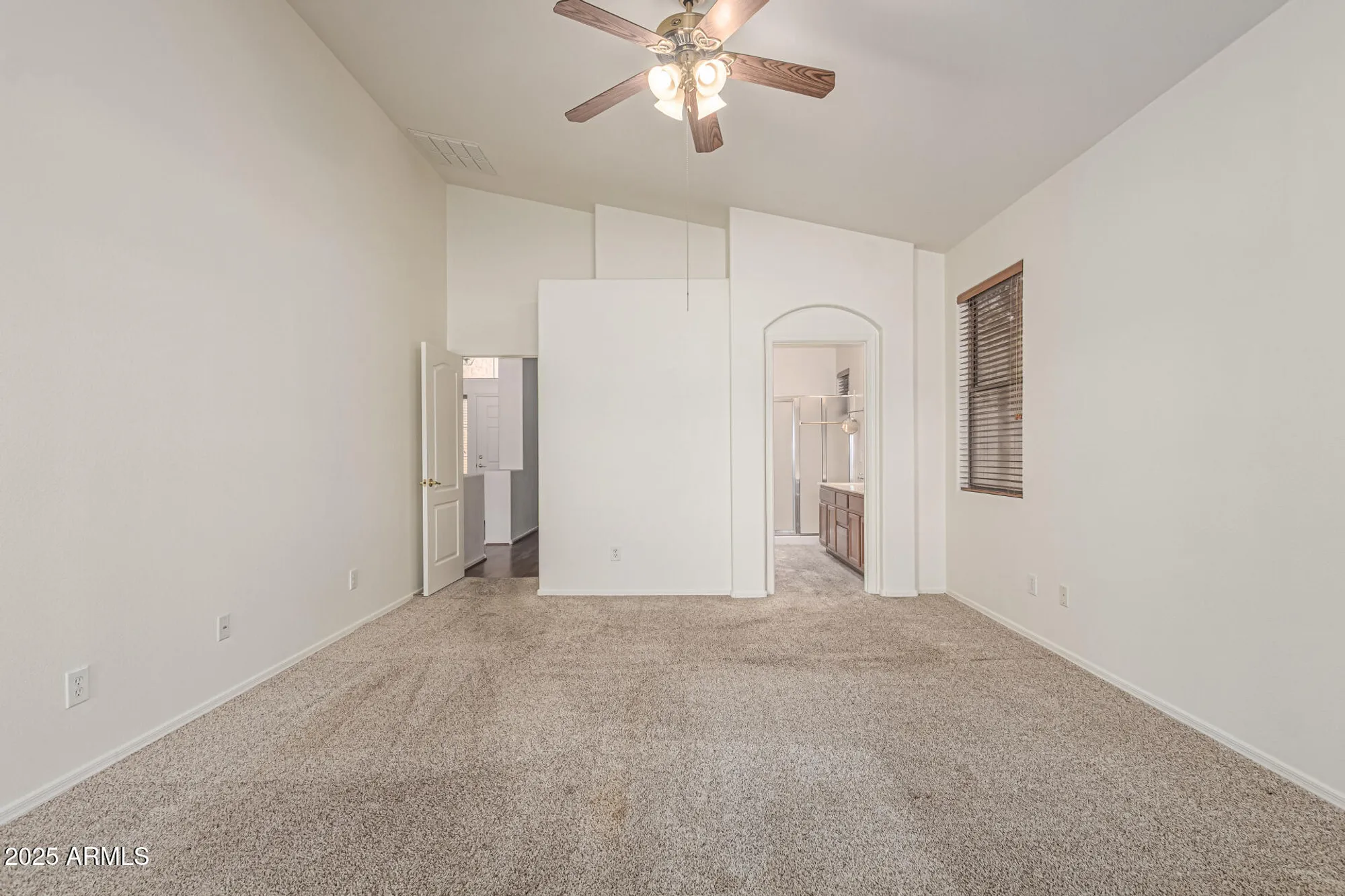 Property Slideshow image 15 of 28 | 17632 w arcadia dr, Surprise, AZ, 85374