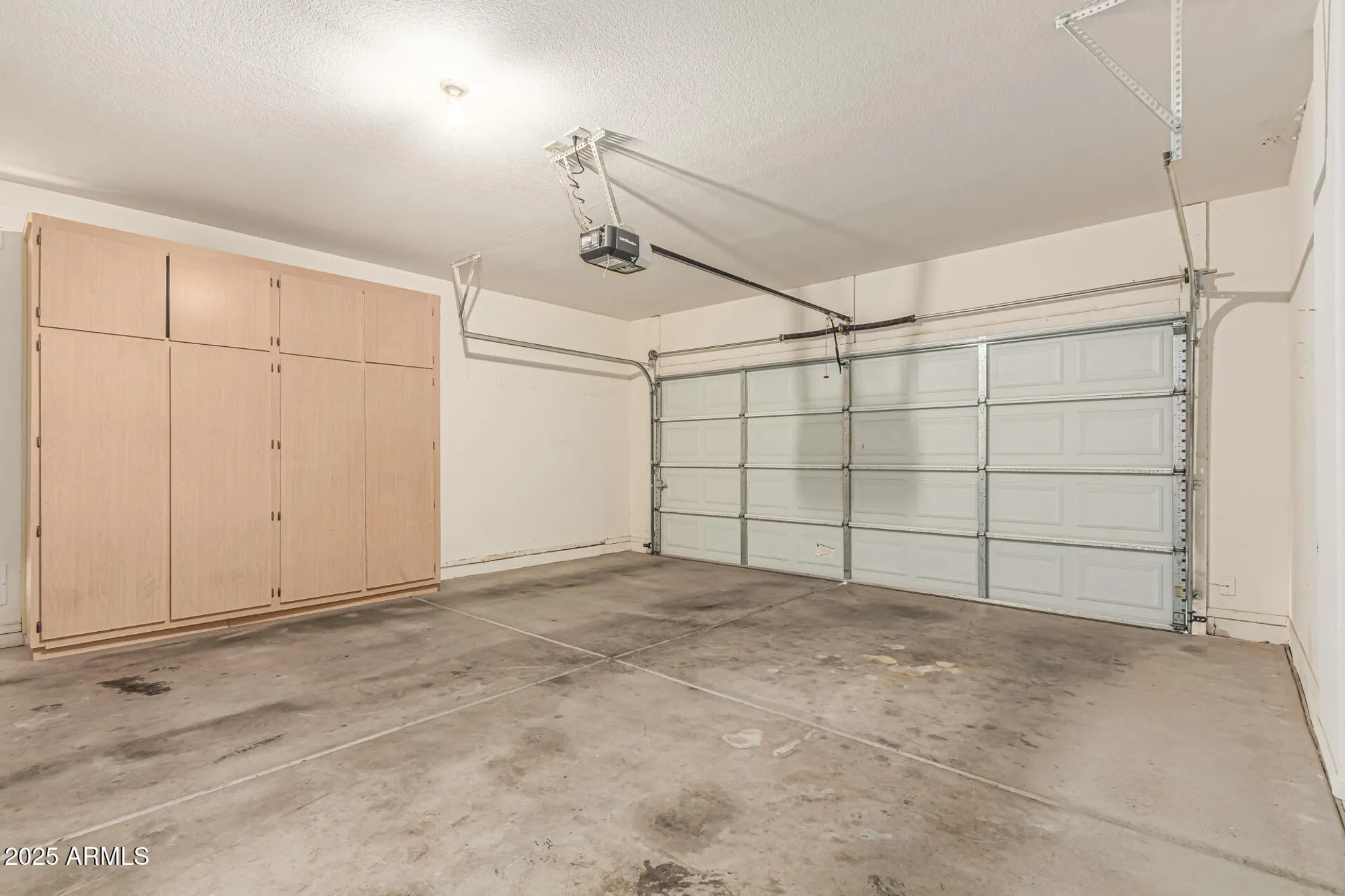 Property Slideshow image 24 of 28 | 17632 w arcadia dr, Surprise, AZ, 85374