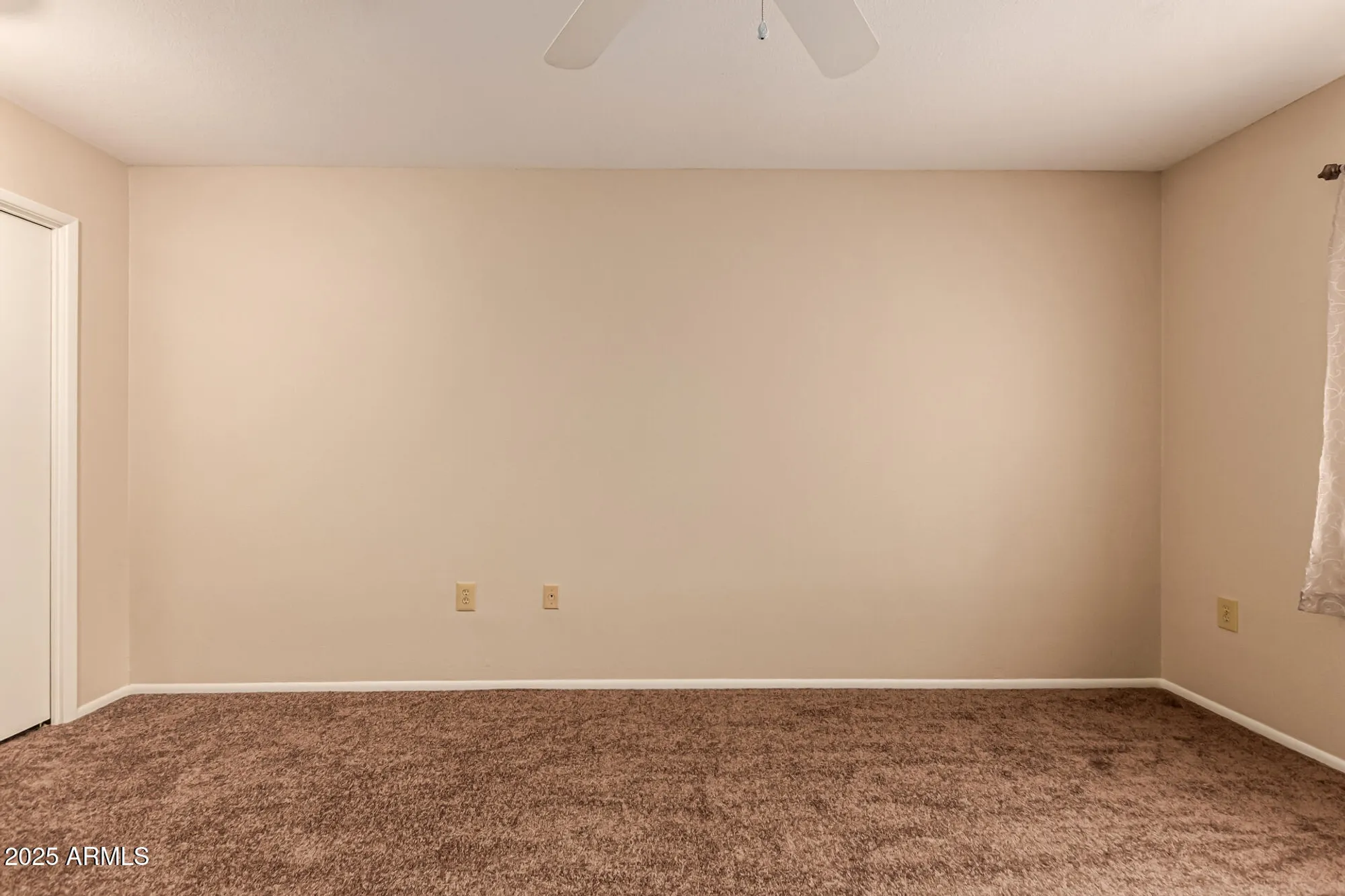 Property Slideshow image 25 of 43 | 10913 w coggins dr, Sun City, AZ, 85351