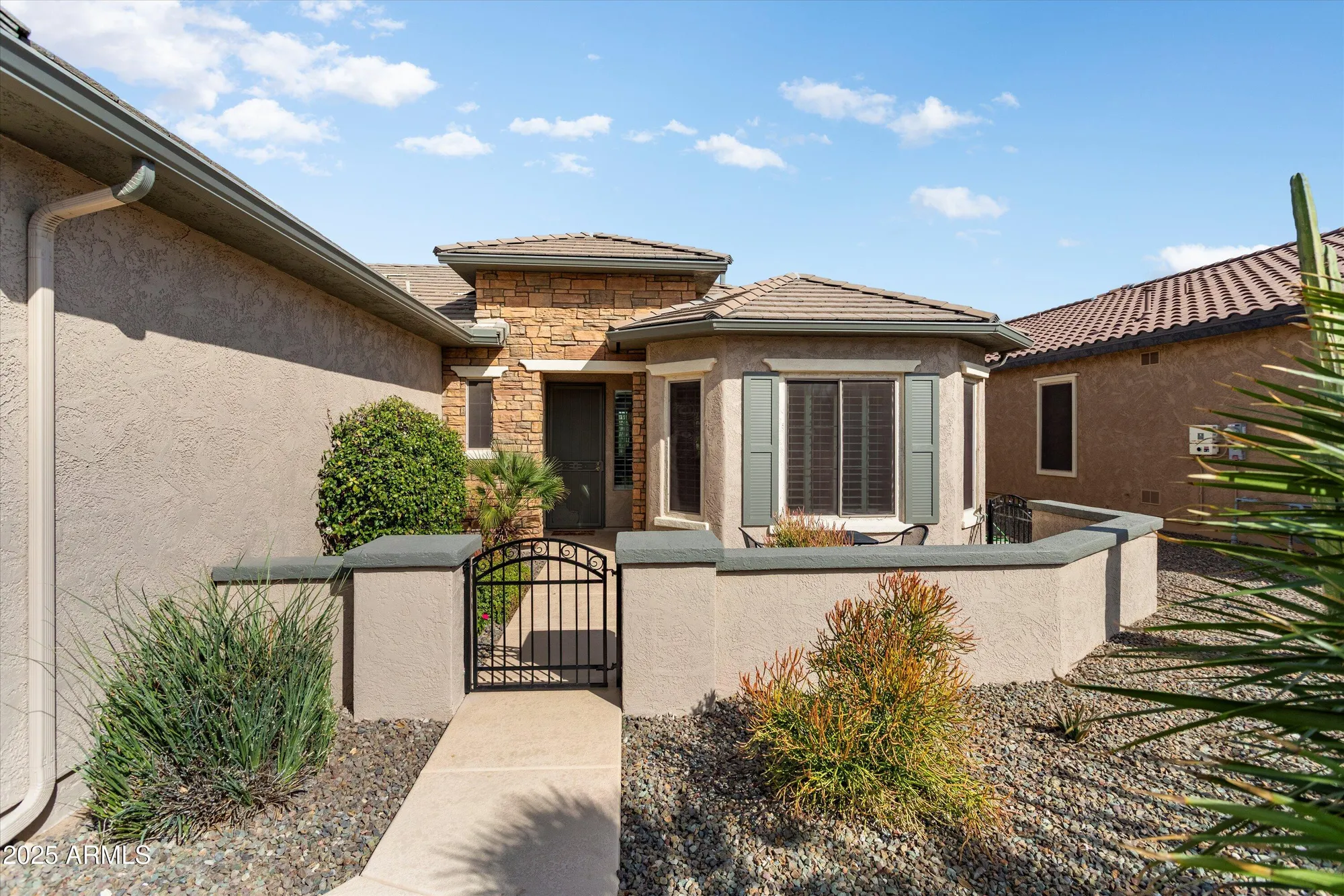 Property Slideshow image 4 of 55 | 27268 w wahalla ln, Buckeye, AZ, 85396